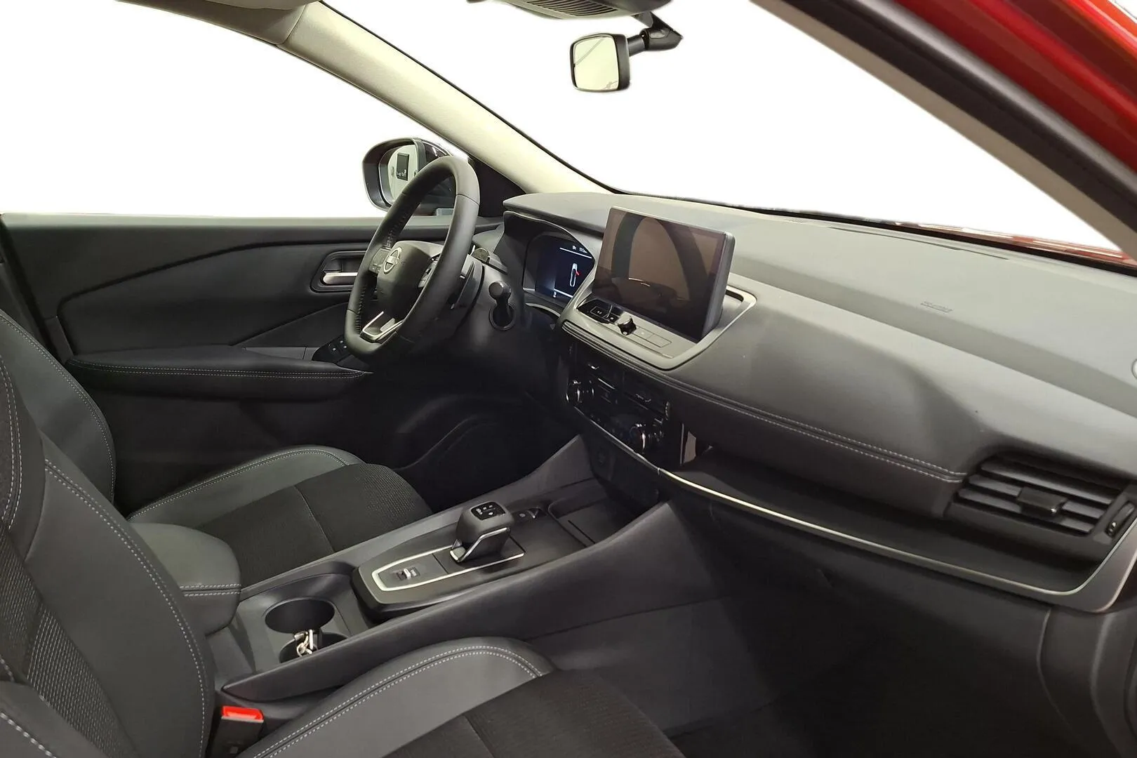 Nissan Qashqai ITJ-484 carousel image