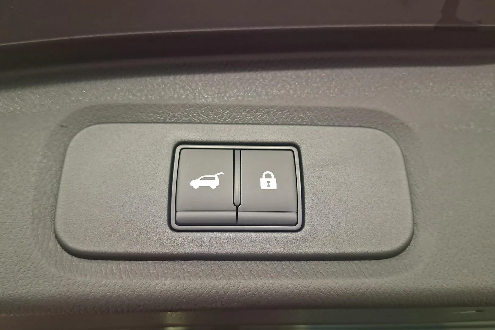 Nissan Qashqai ITJ-484 carousel image