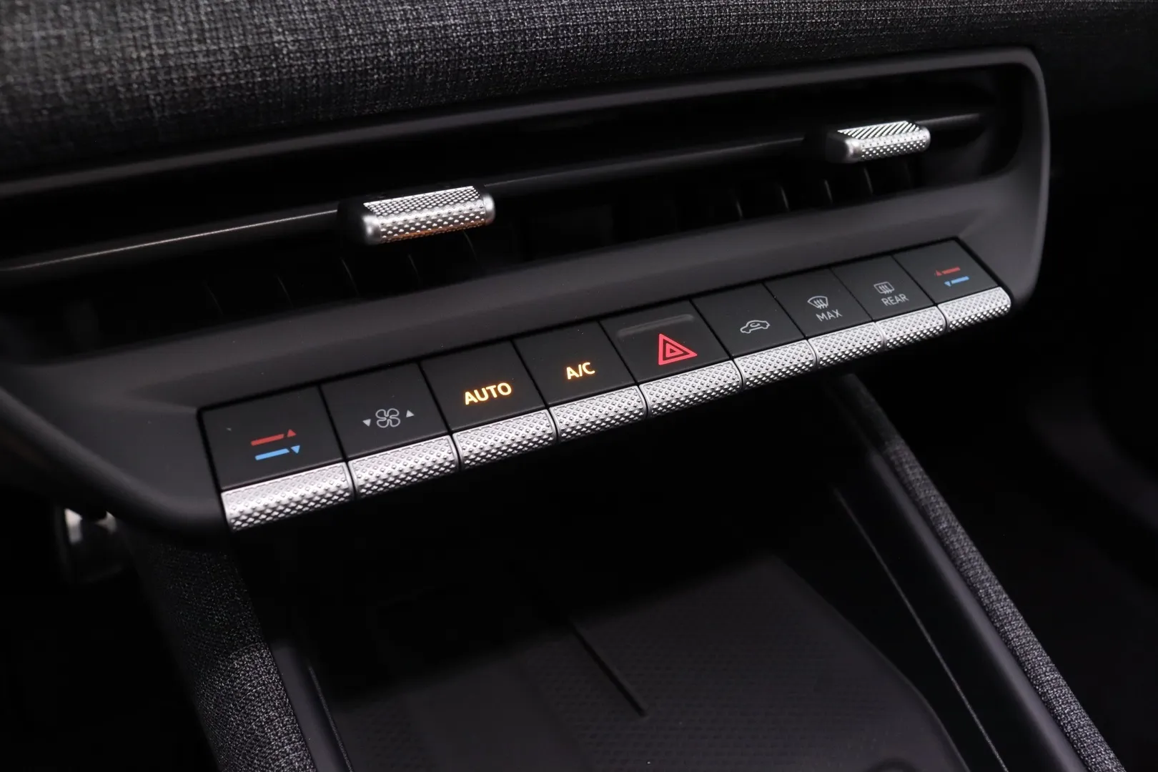 Volkswagen ID. Polo ITB-780 carousel image