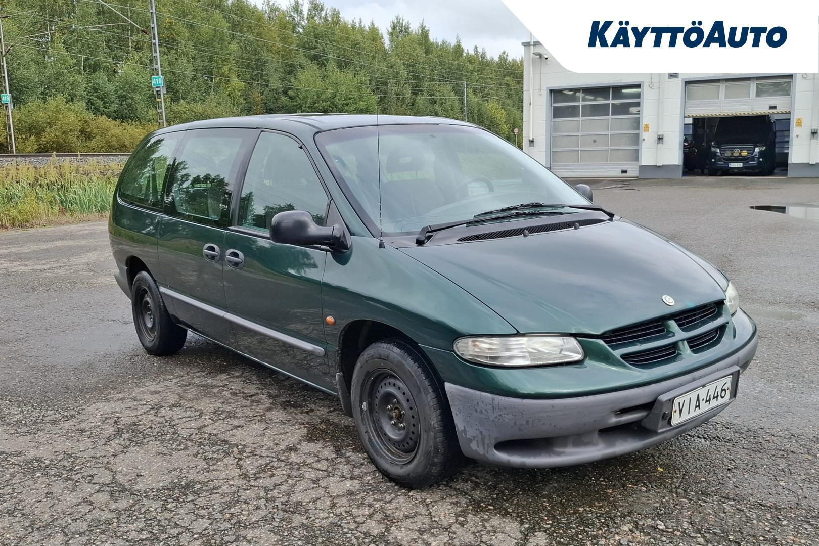 Chrysler Voyager 2,4 M5 SE 7h 1998, kuva 4/14