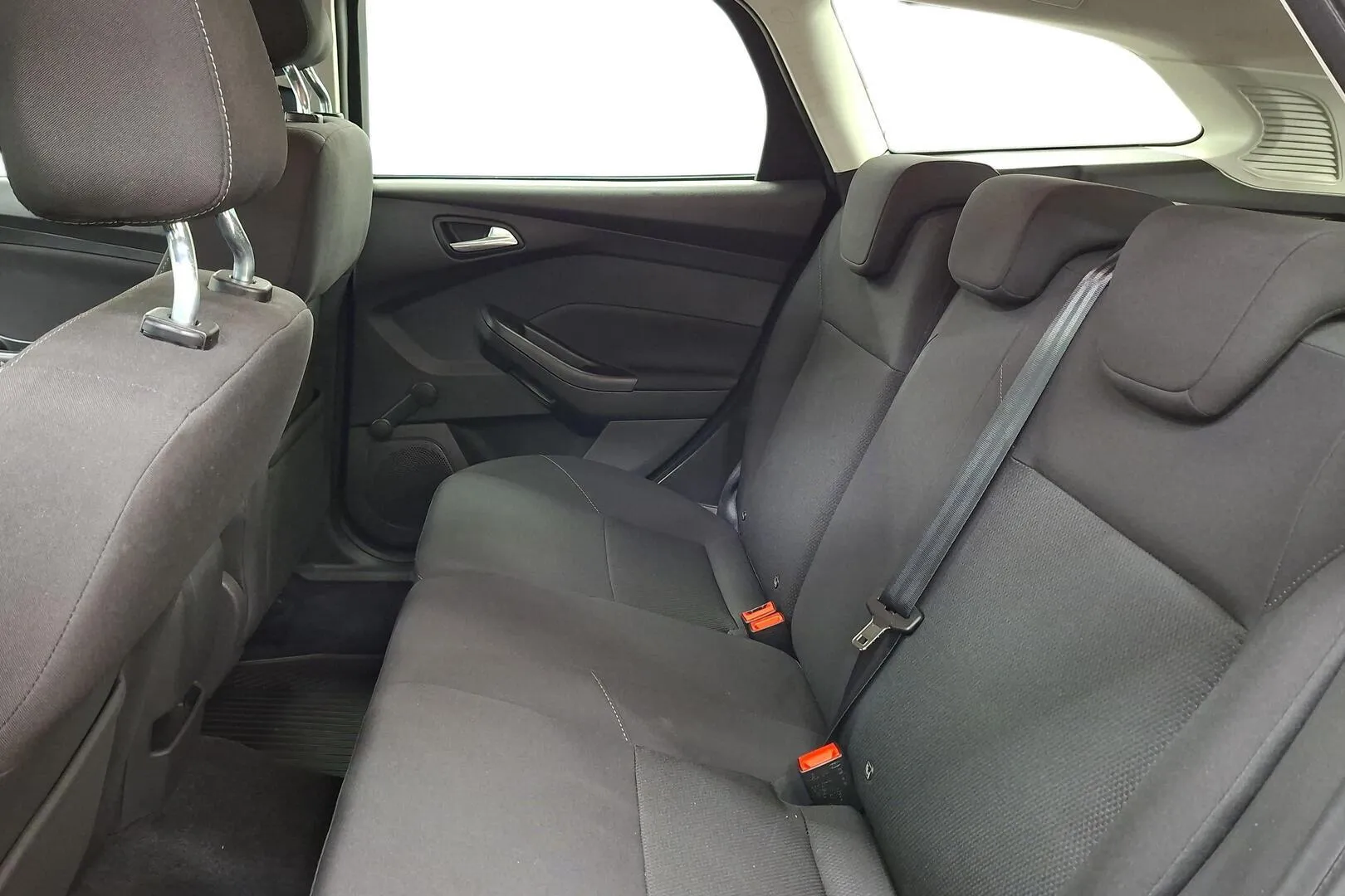 Ford Focus FMX-654 carousel image