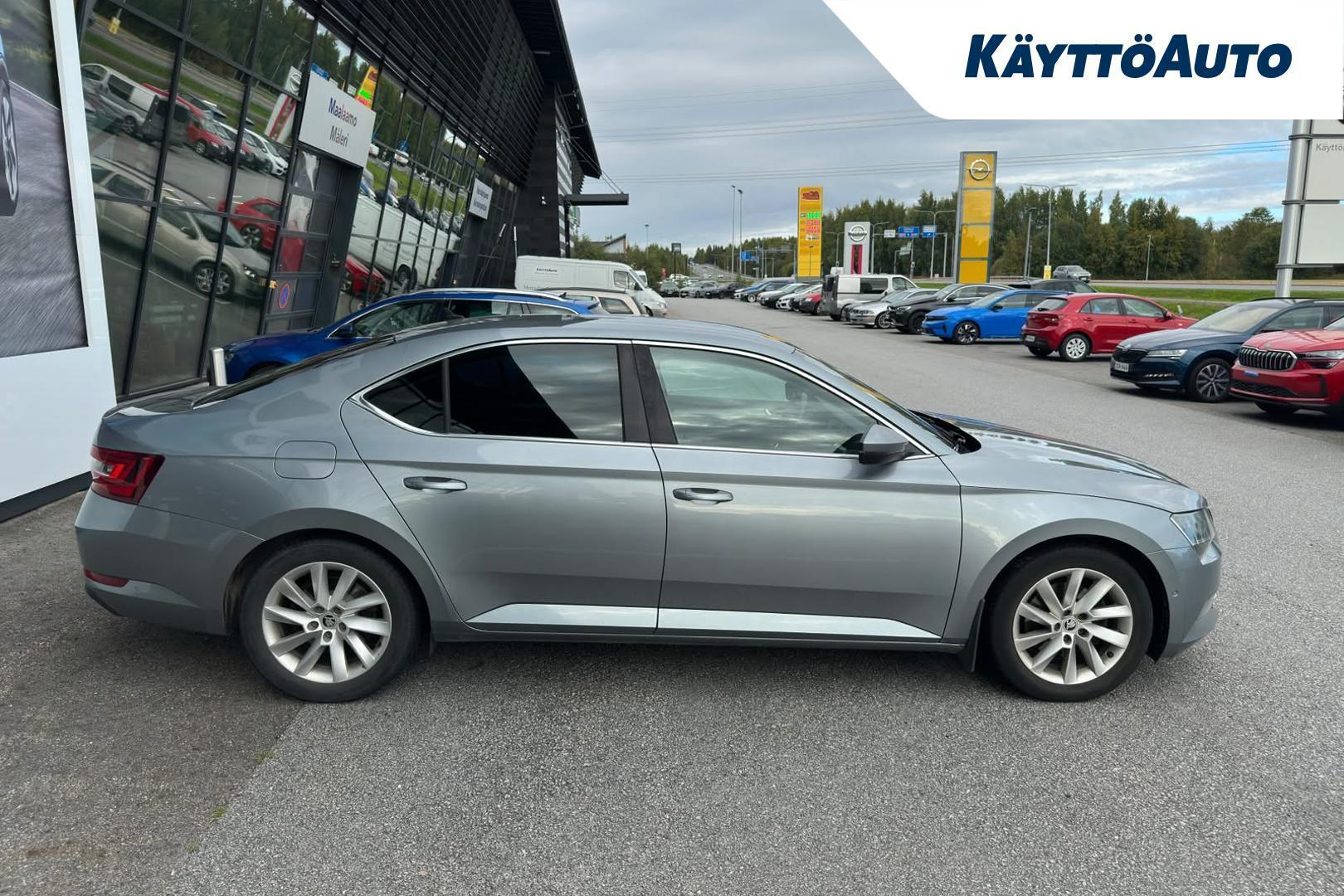Skoda Superb 2017, kuva 7/23