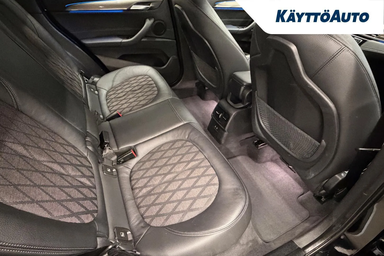 BMW X1 NNN-273 carousel image