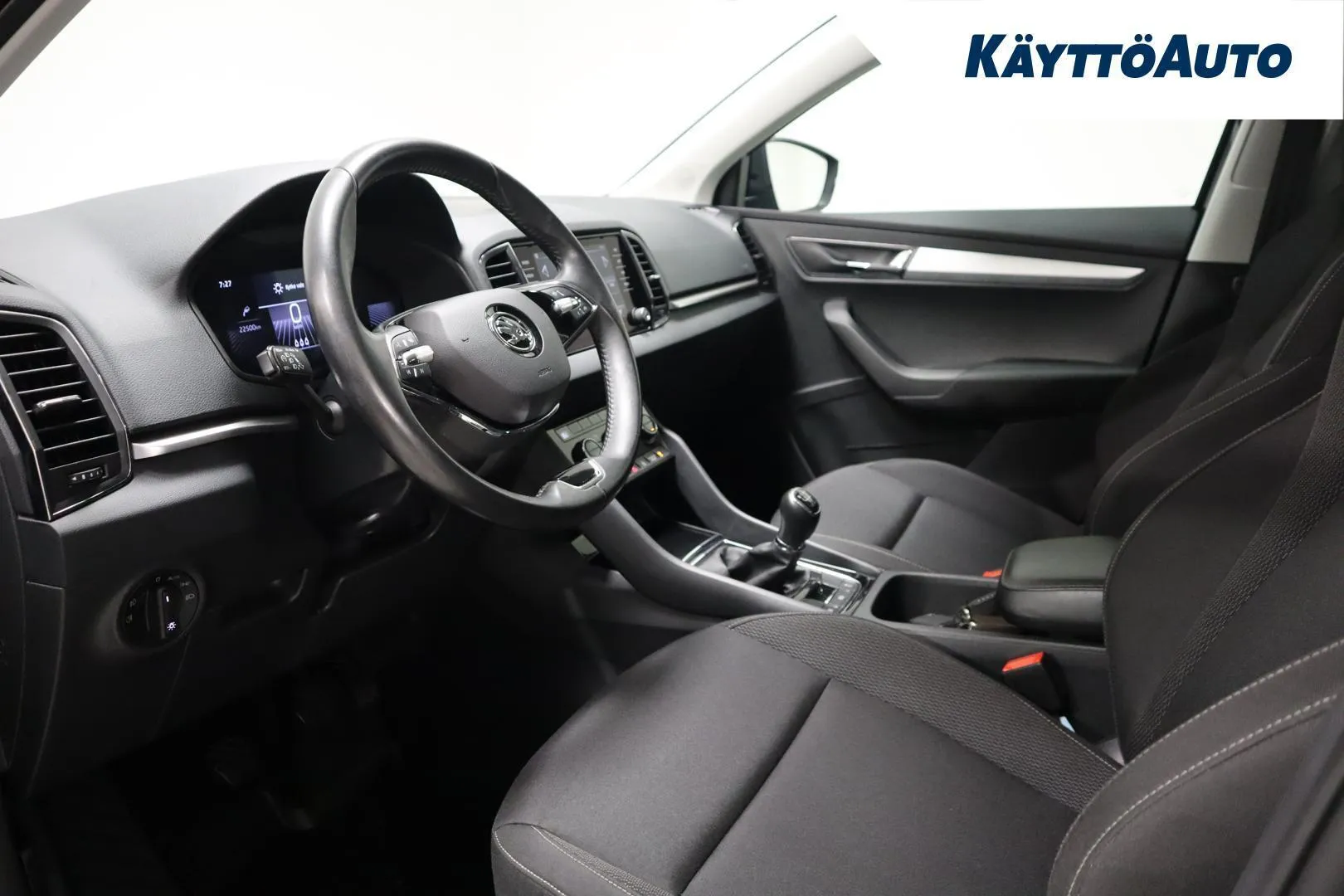 Skoda Karoq FRJ-283 carousel image