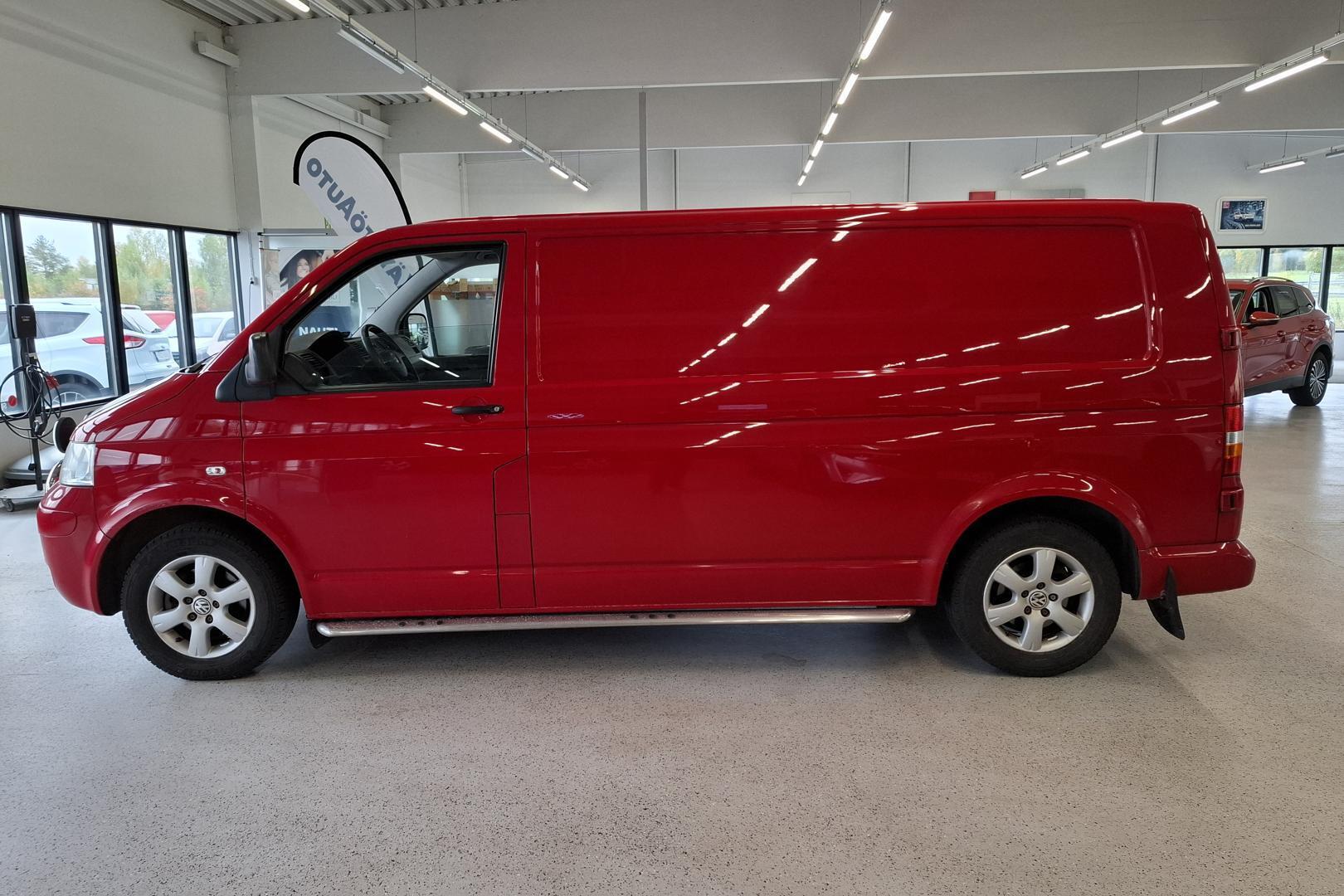 Volkswagen Transporter 2009, photo 2/10