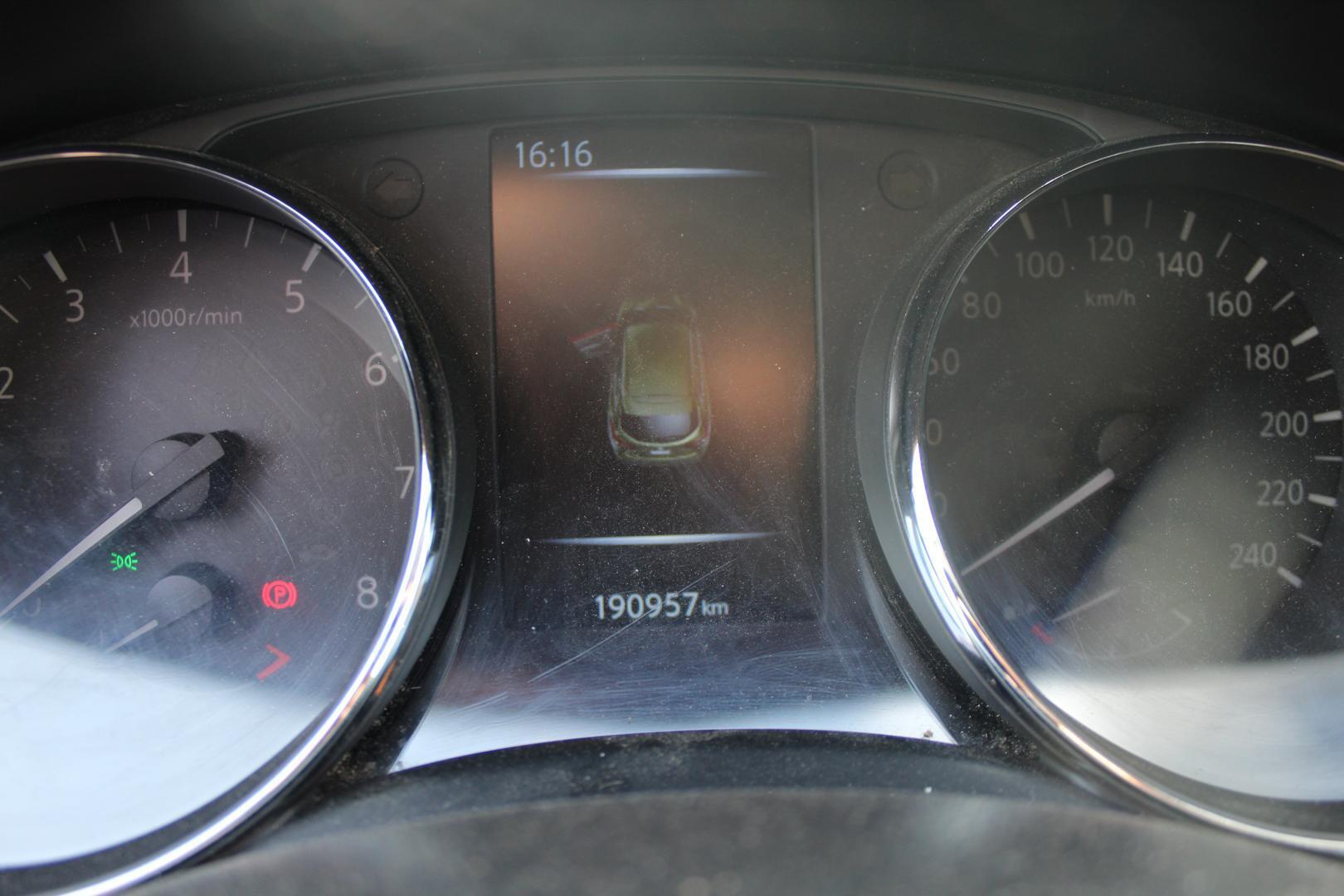 Nissan Qashqai 2015, kuva 3/7