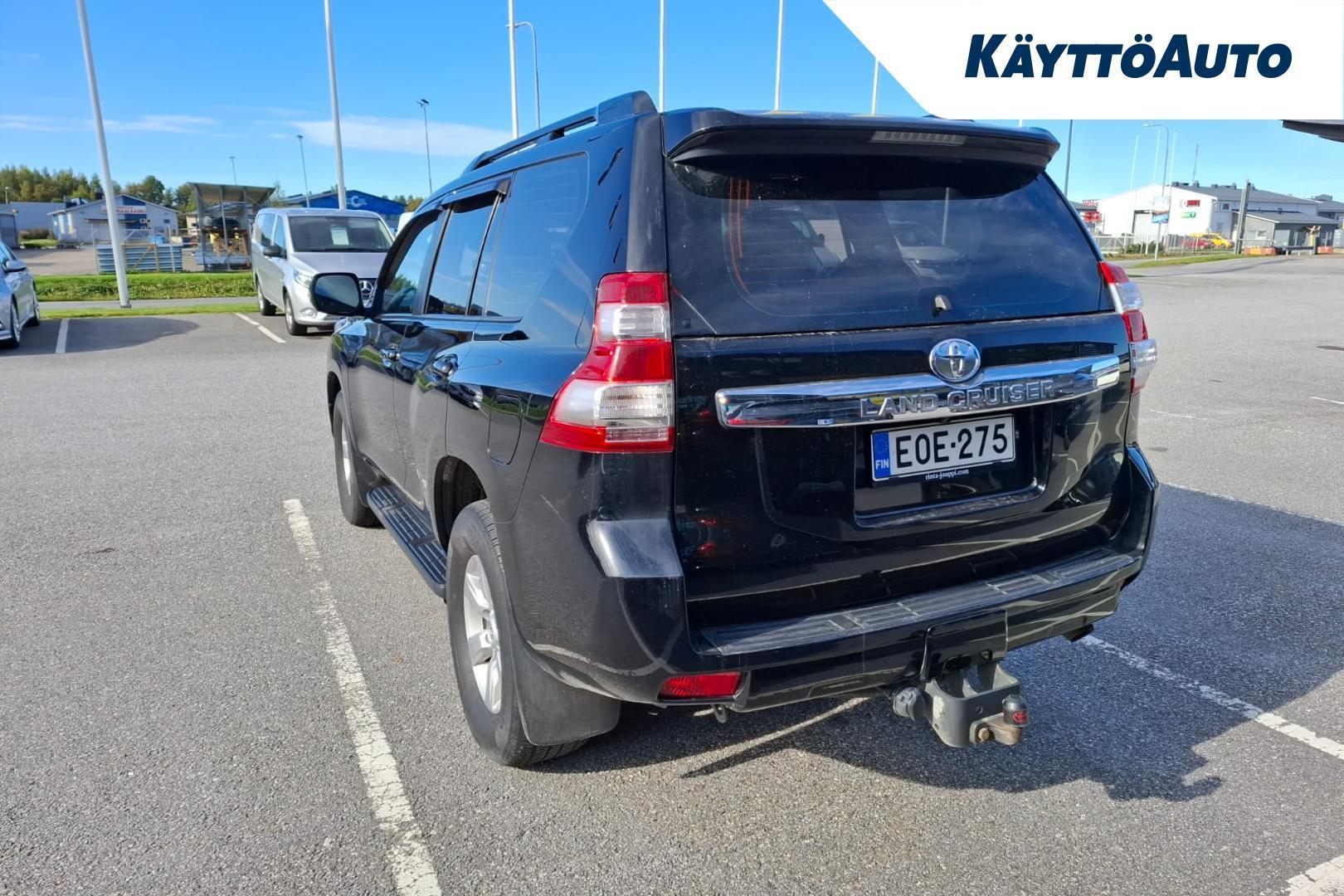 Toyota Land Cruiser 2017, kuva 3/13