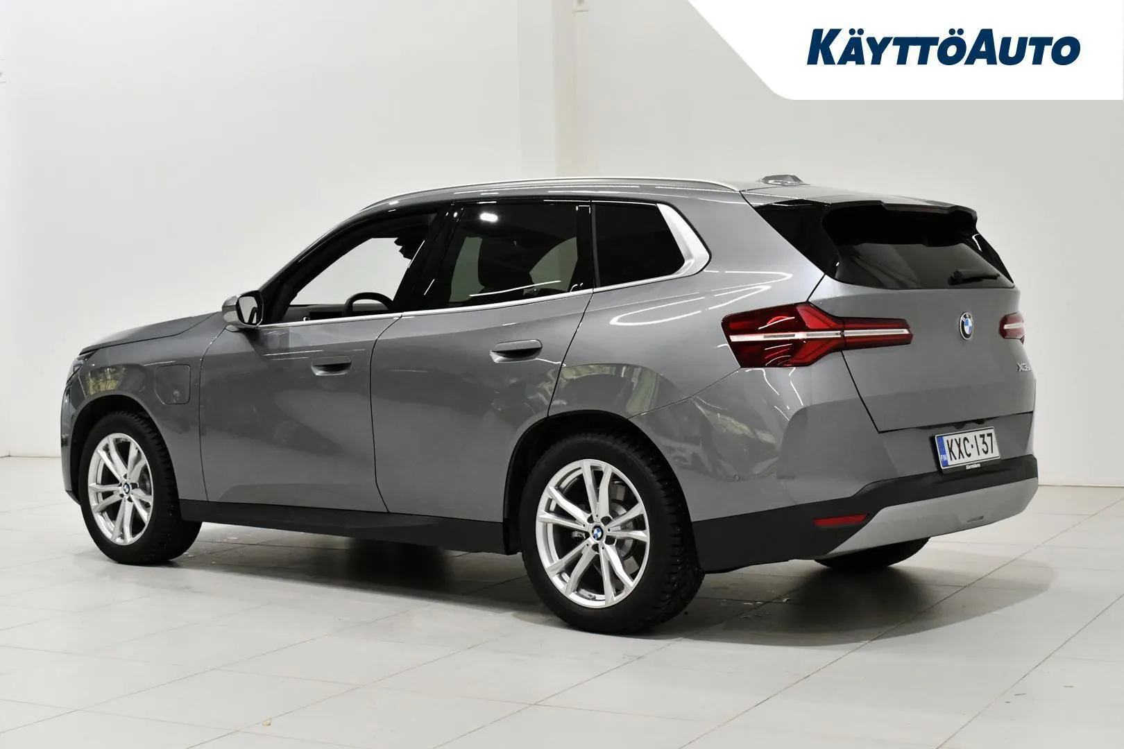 BMW X3 KXC-137 carousel image