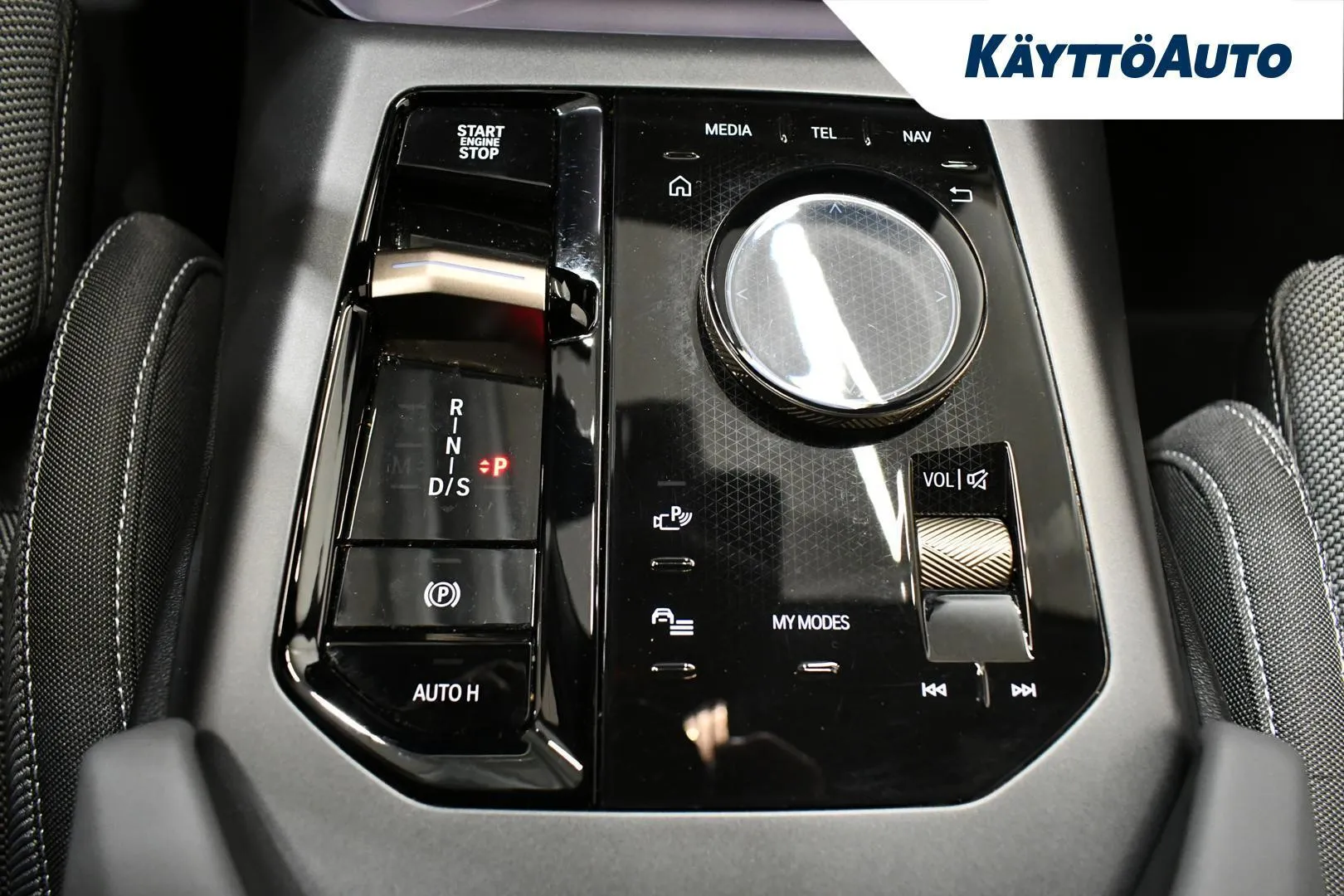 BMW X3 KXC-137 carousel image