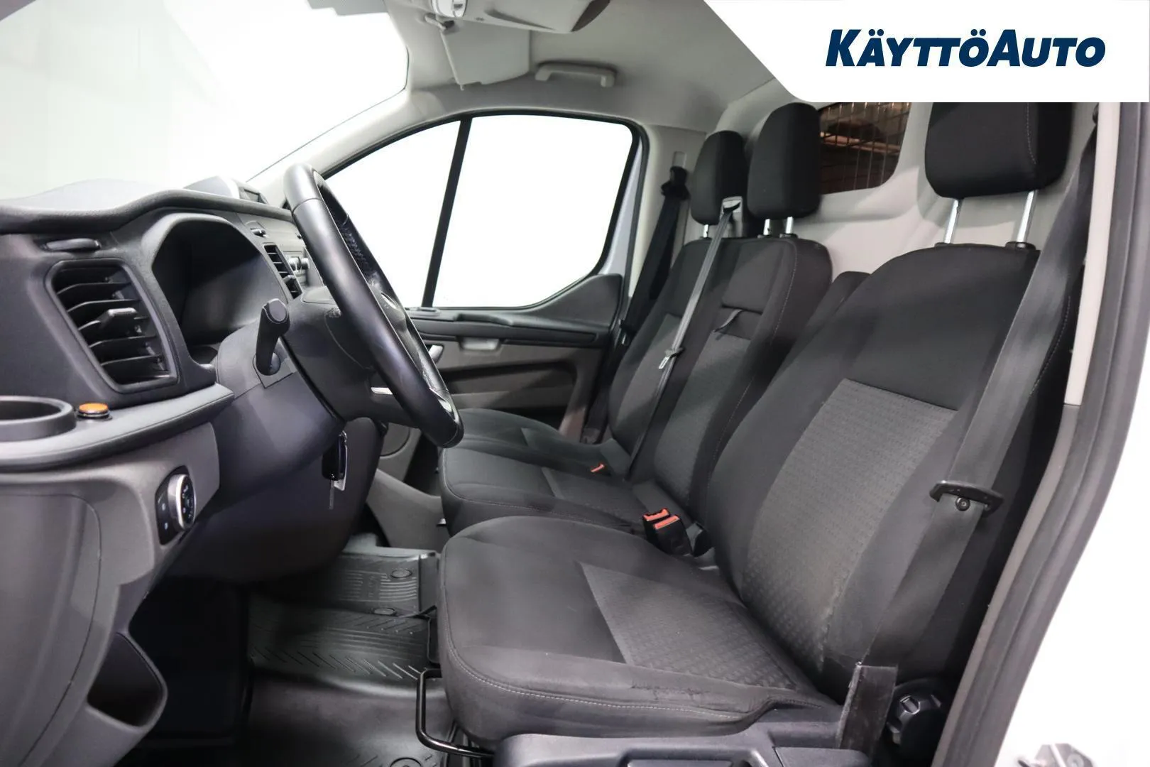 Ford Transit Custom RUO-385 carousel image