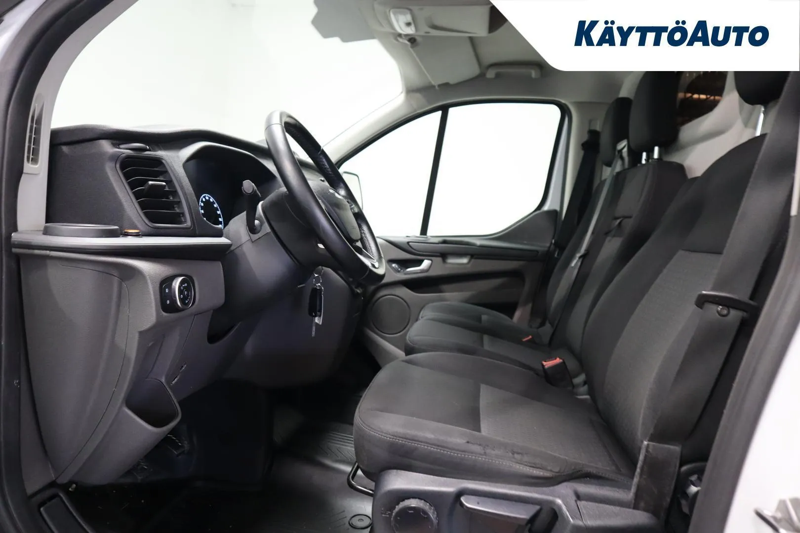 Ford Transit Custom RUO-385 carousel image