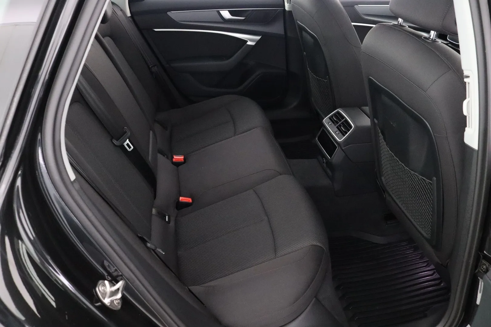 Audi A6 MYY-788 carousel image