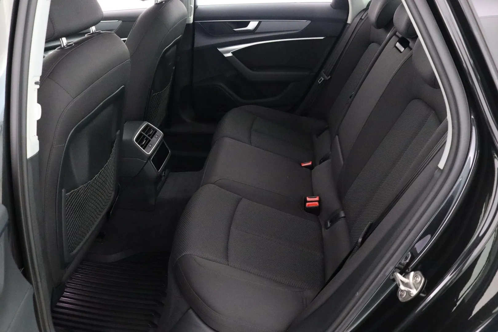 Audi A6 MYY-788 carousel image