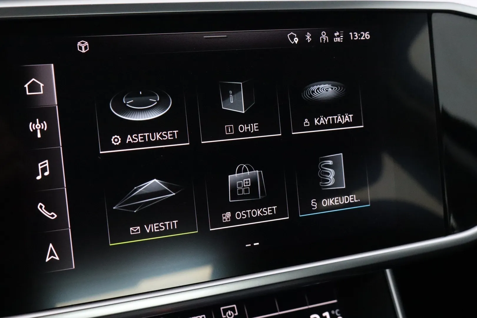 Audi A6 MYY-788 carousel image