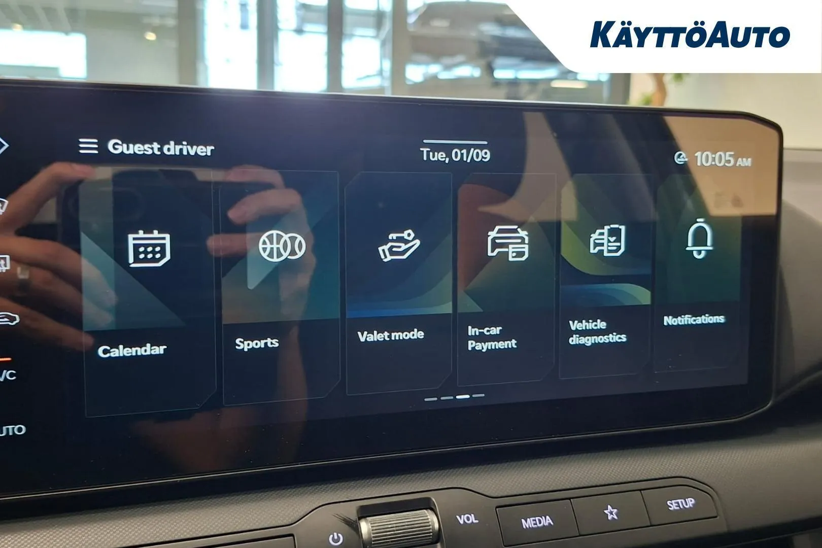 Kia K4 LTV-452 carousel image