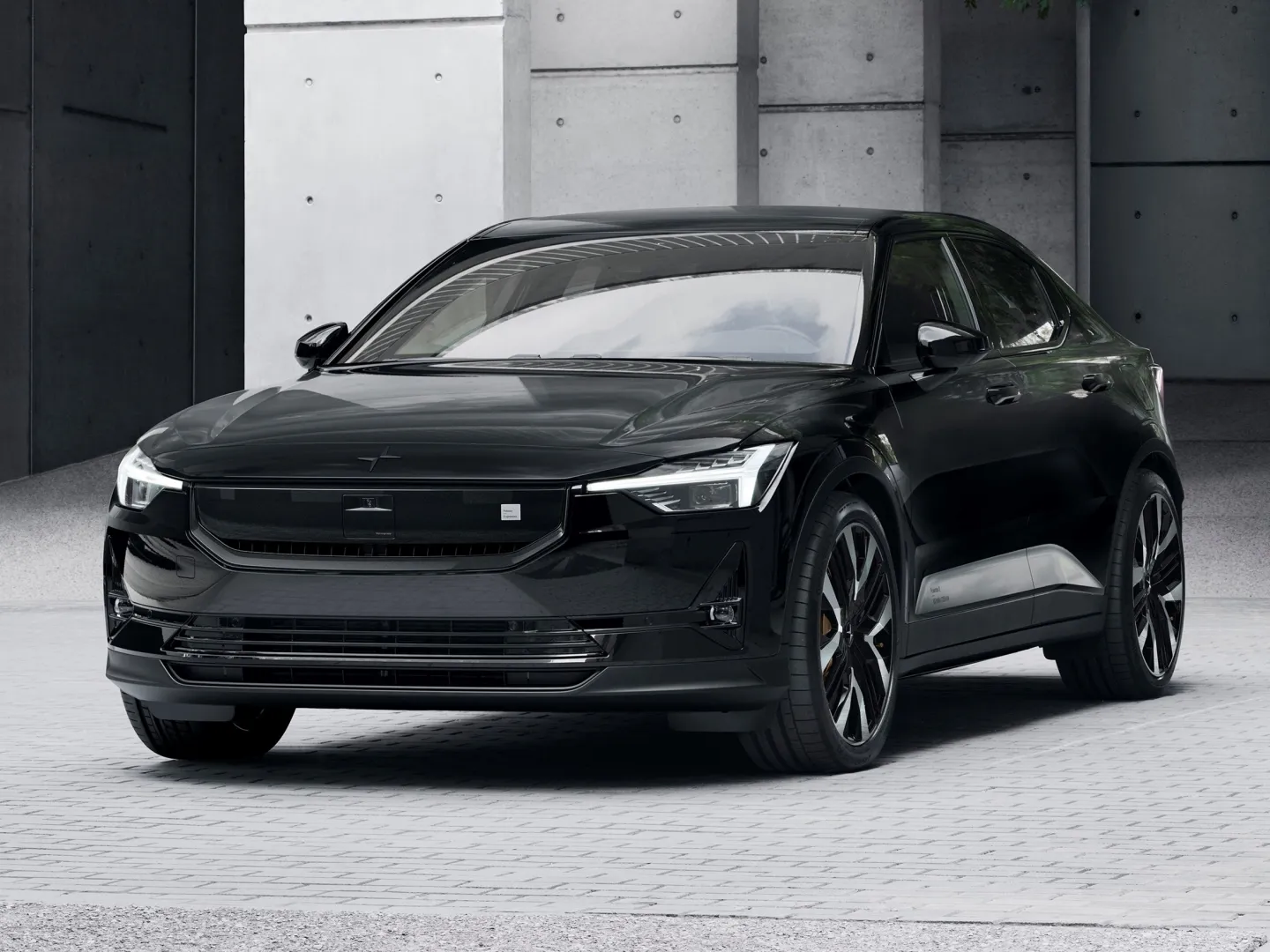 POLESTAR 2 YMX-466 carousel image