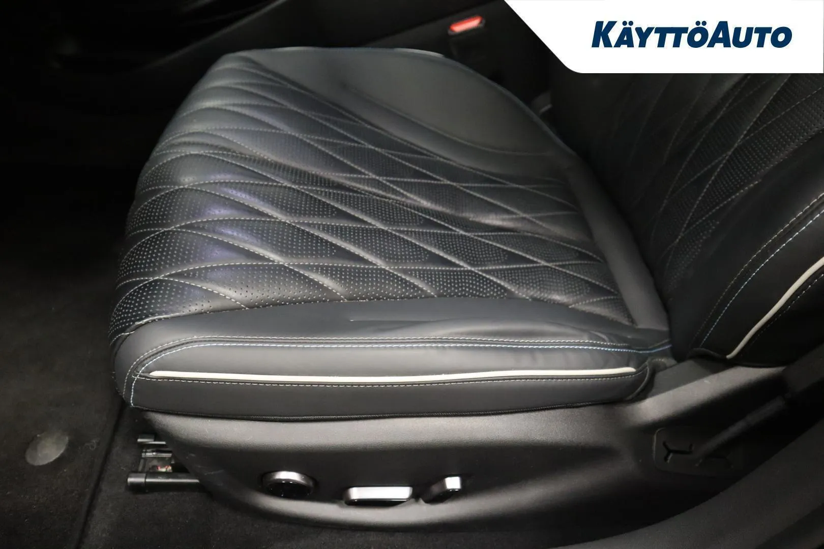 BYD Seal KVC-374 carousel image