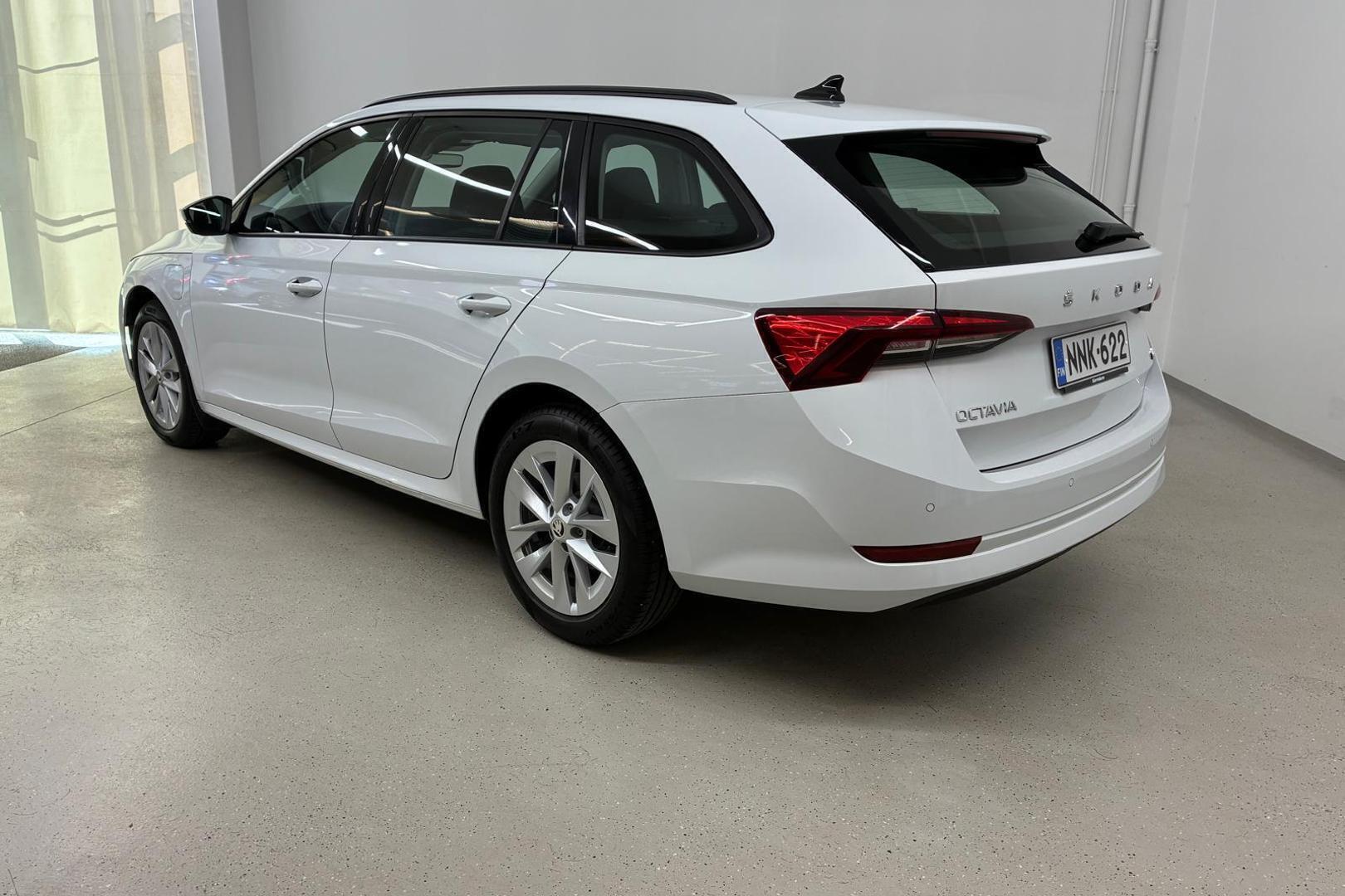 Skoda Octavia 2023, bild 4/22