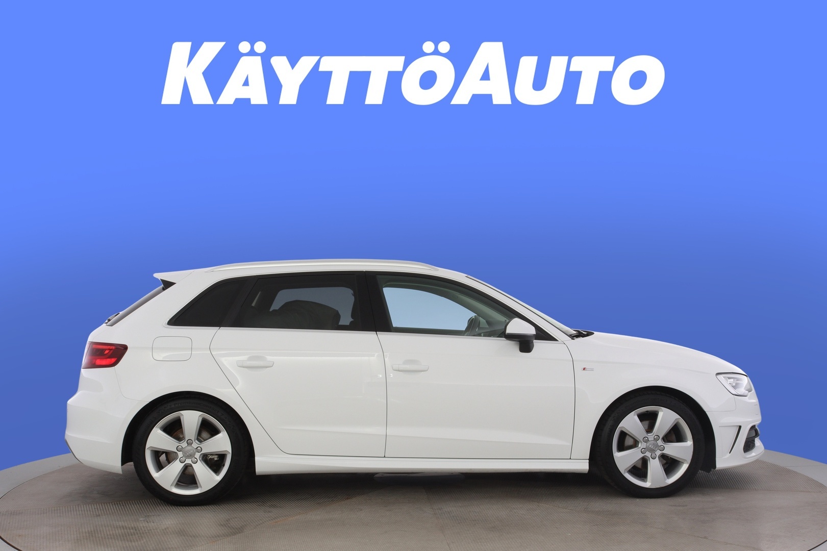 Audi A3 2016, photo 6/32
