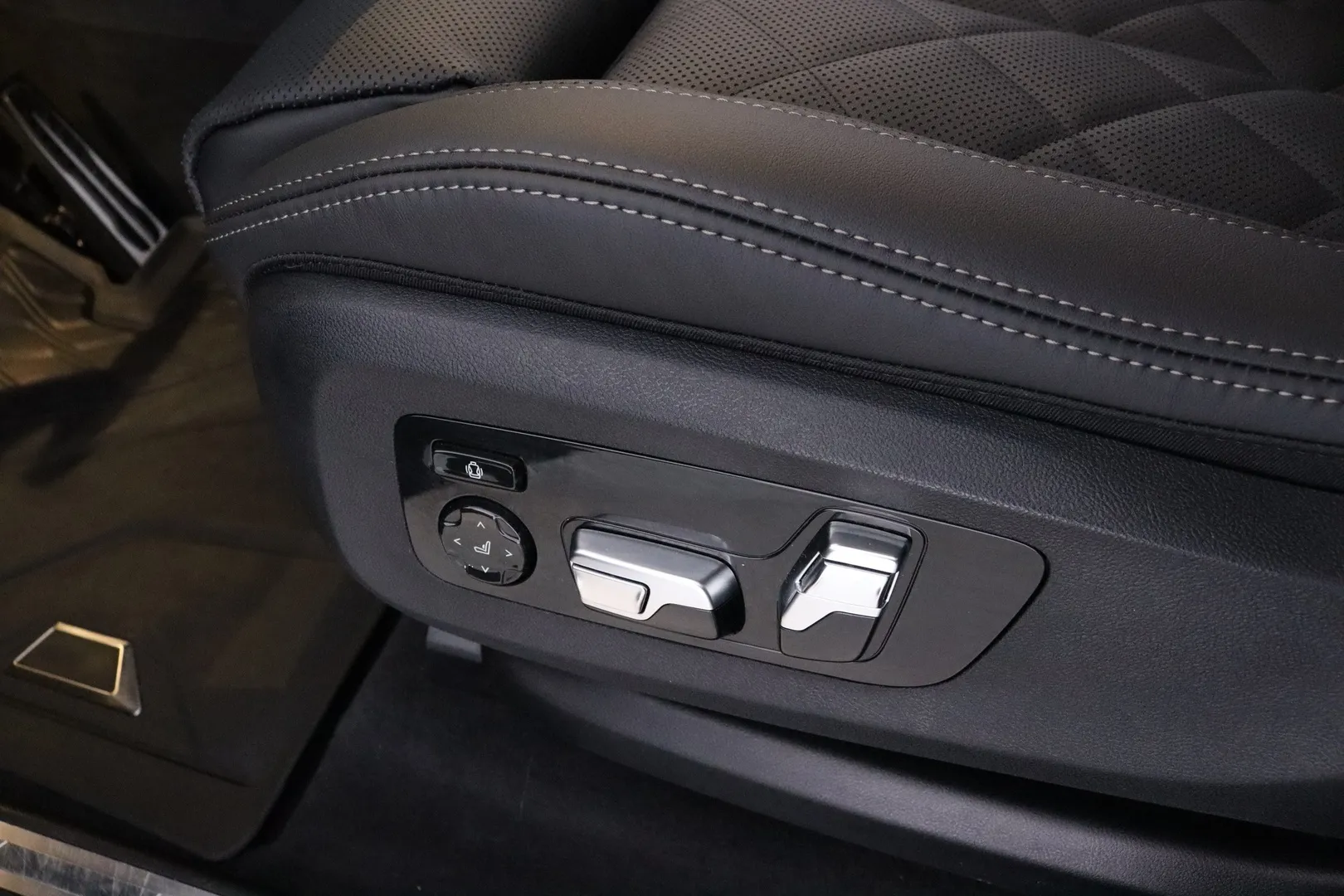 BMW X5 ZPA-769 carousel image
