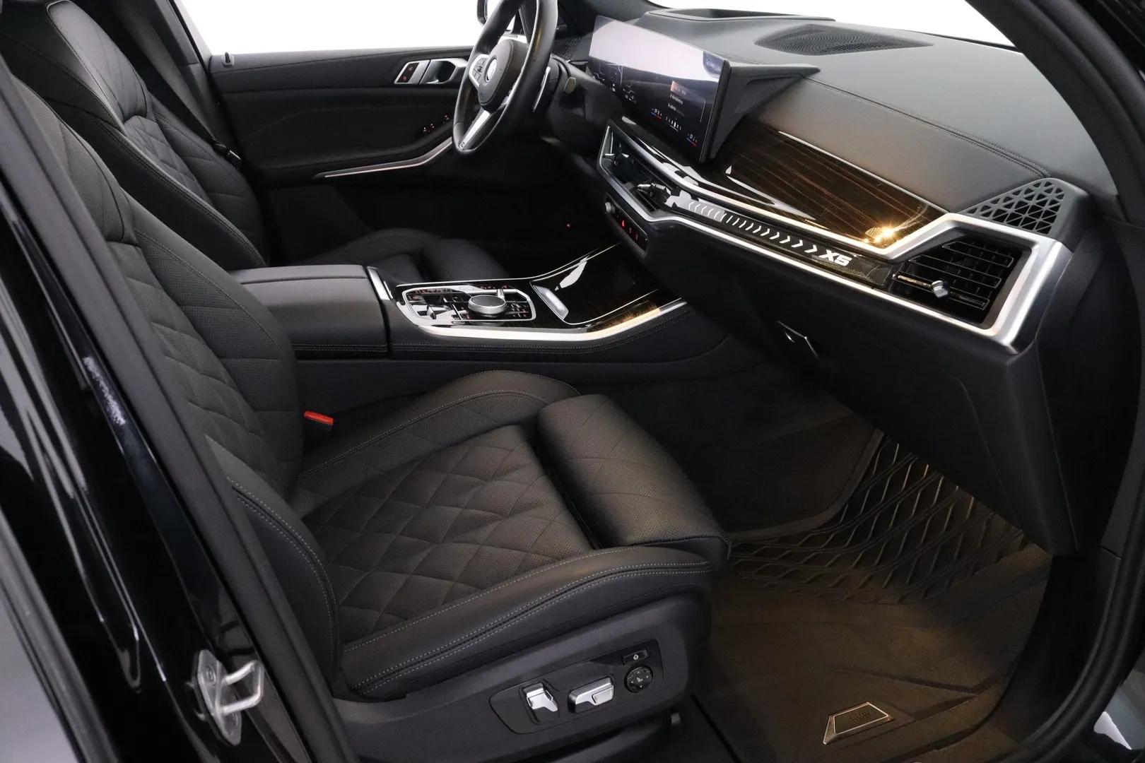 BMW X5 ZPA-769 carousel image