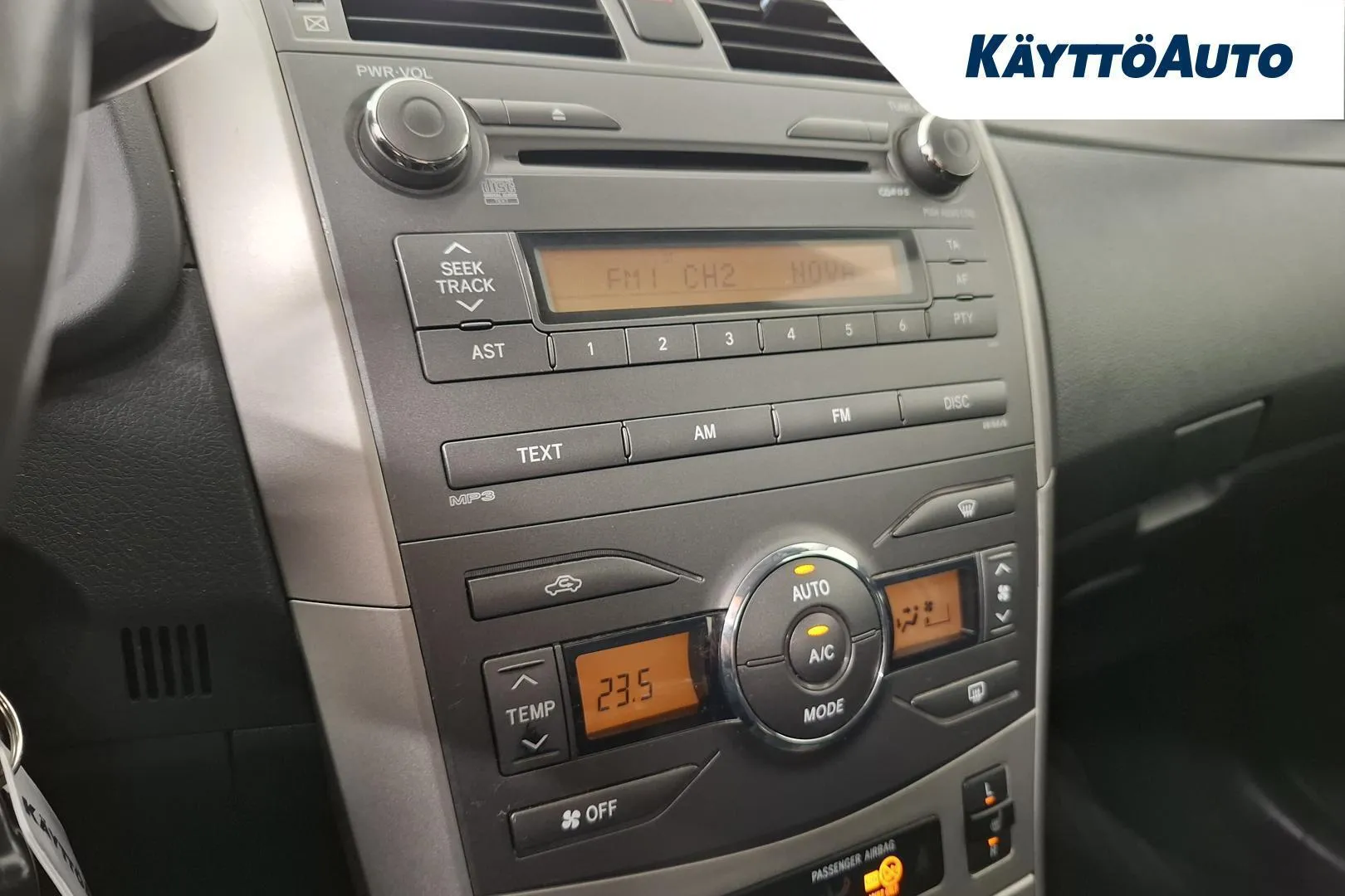 Toyota Corolla XPI-195 carousel image