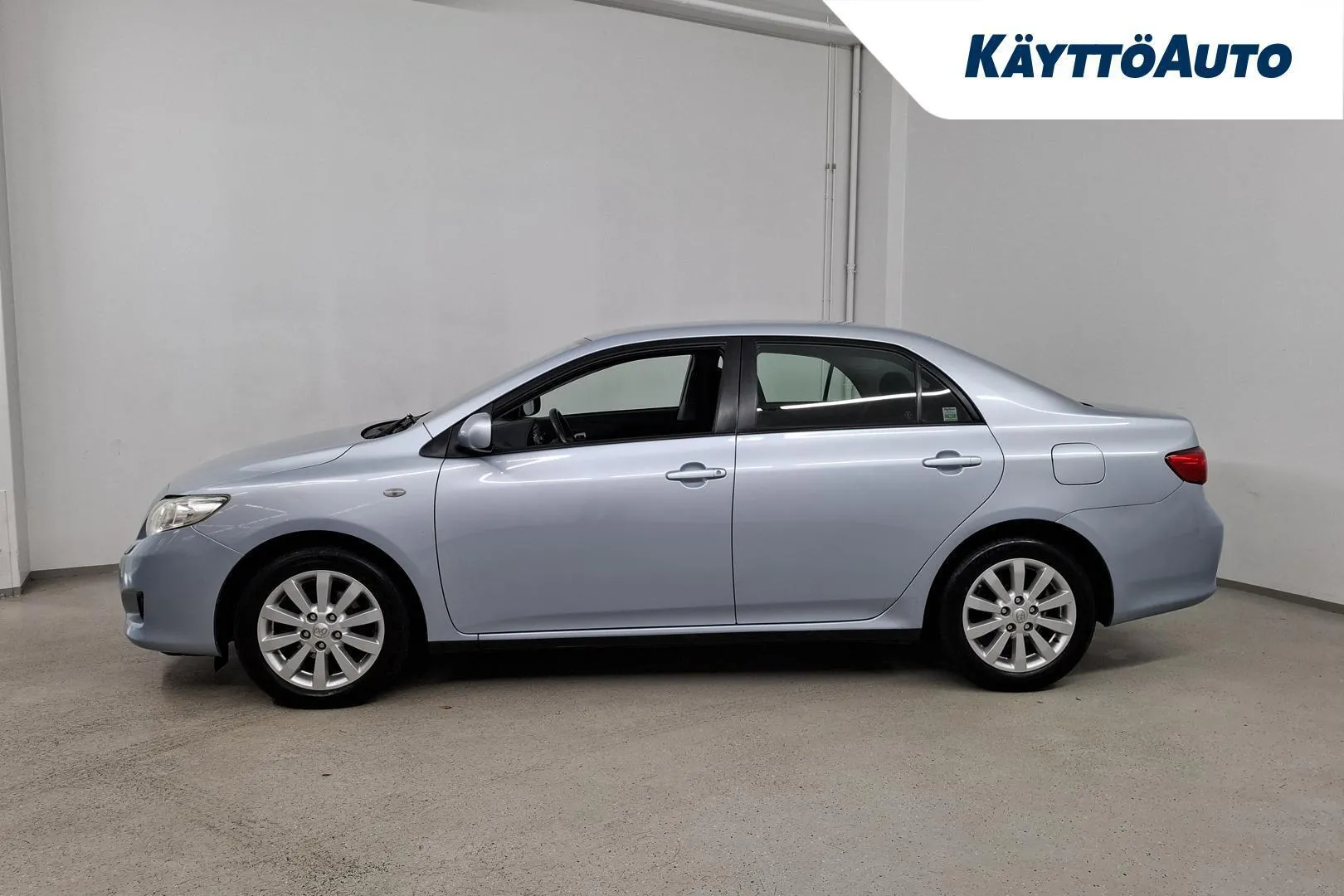 Toyota Corolla XPI-195 carousel image