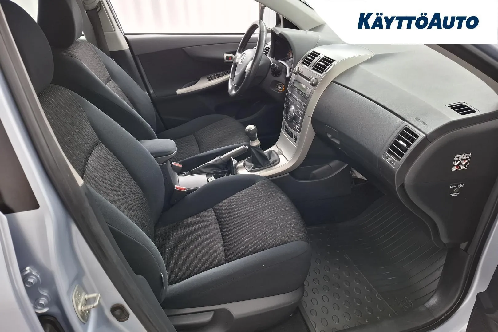 Toyota Corolla XPI-195 carousel image