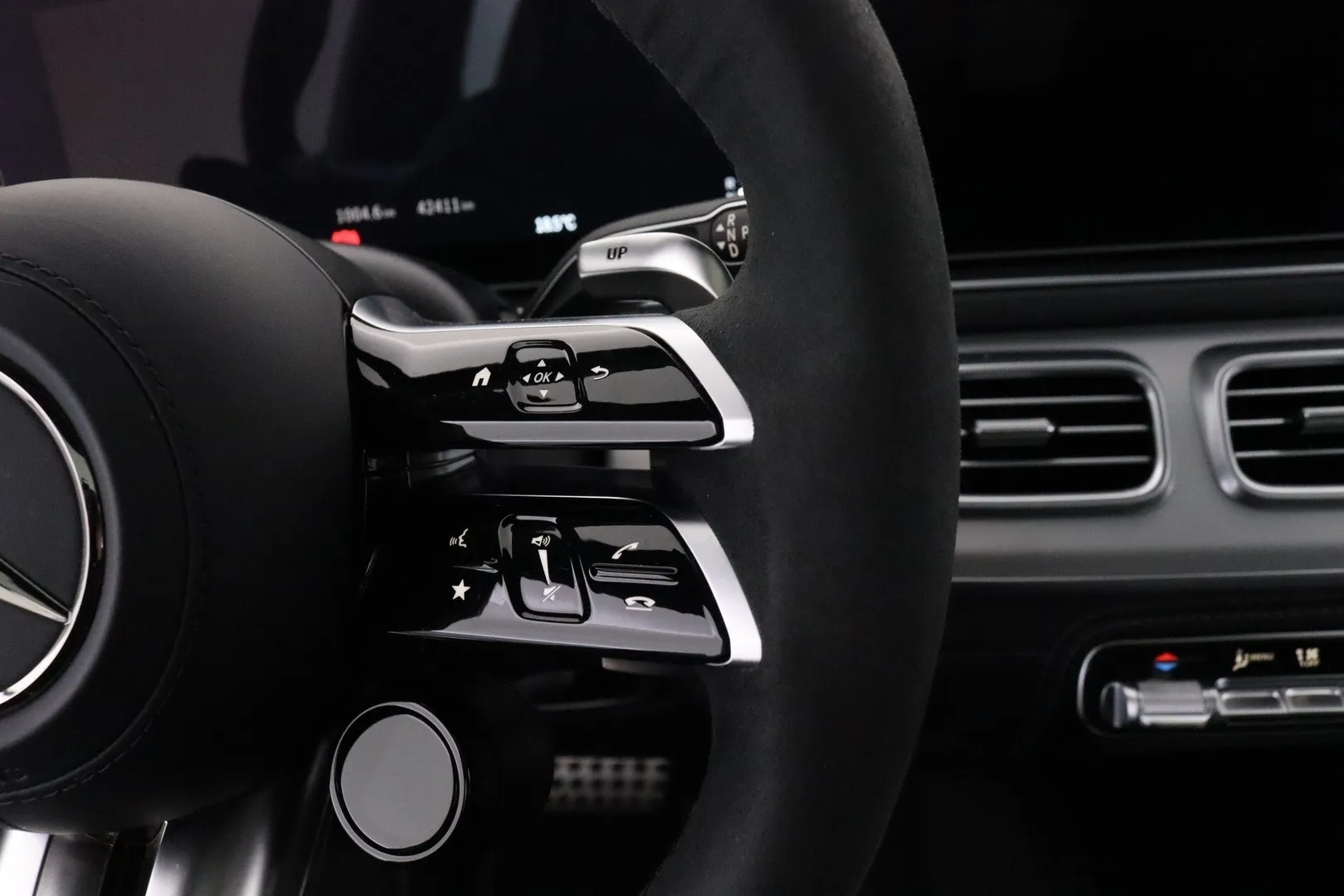 Mercedes-Benz GLE GRK-234 carousel image