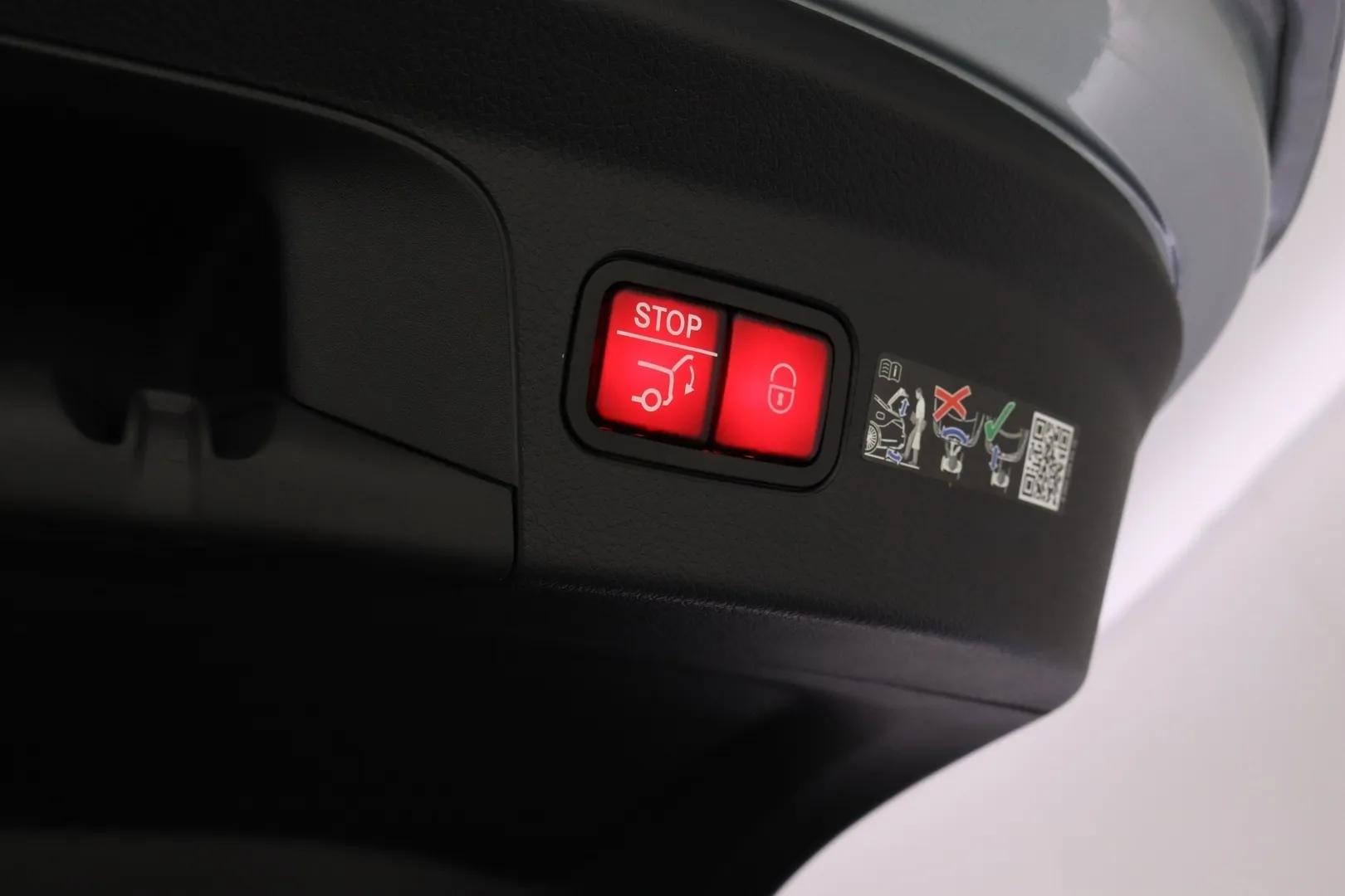 Mercedes-Benz GLE GRK-234 carousel image