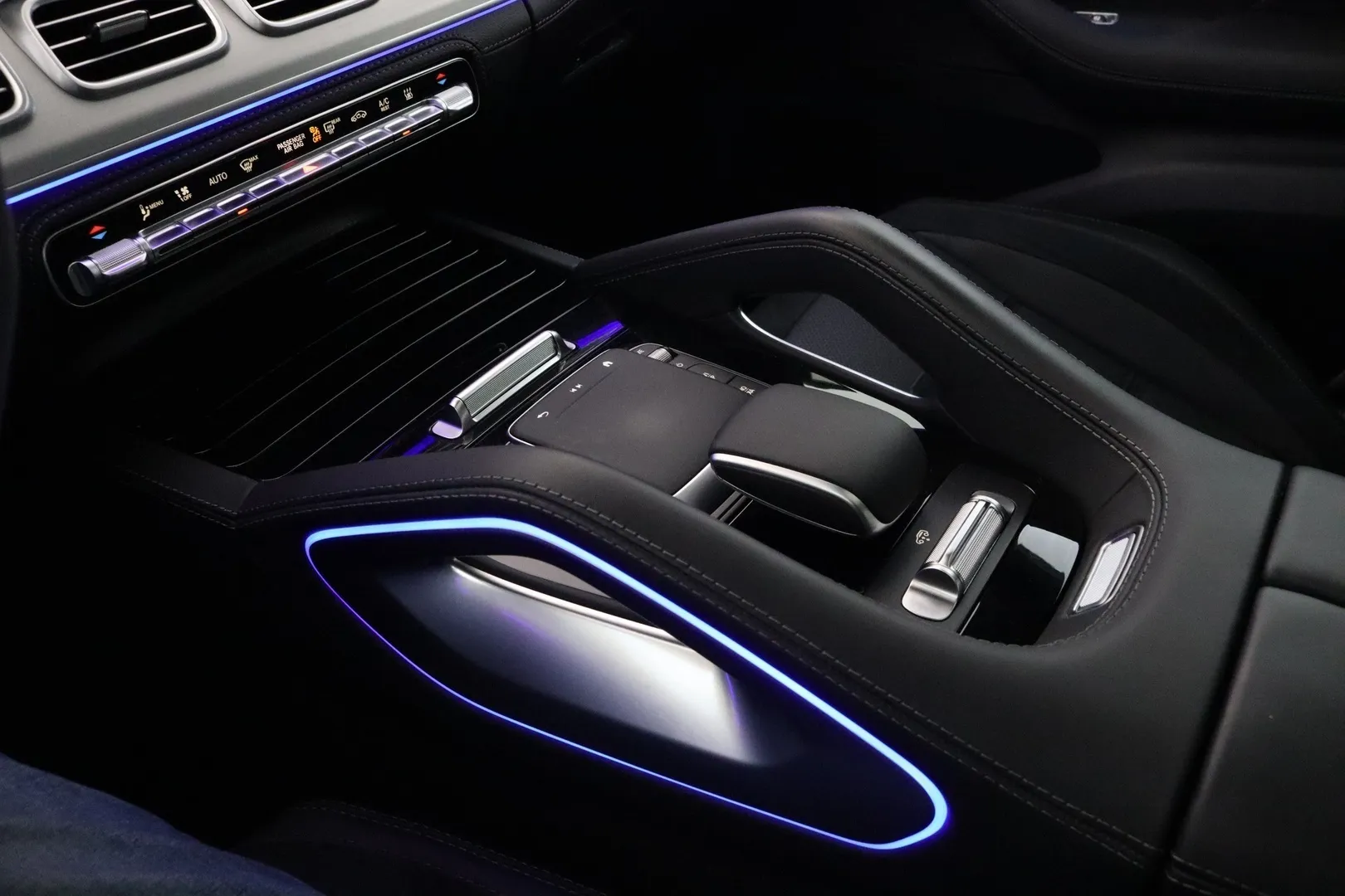 Mercedes-Benz GLE GRK-234 carousel image