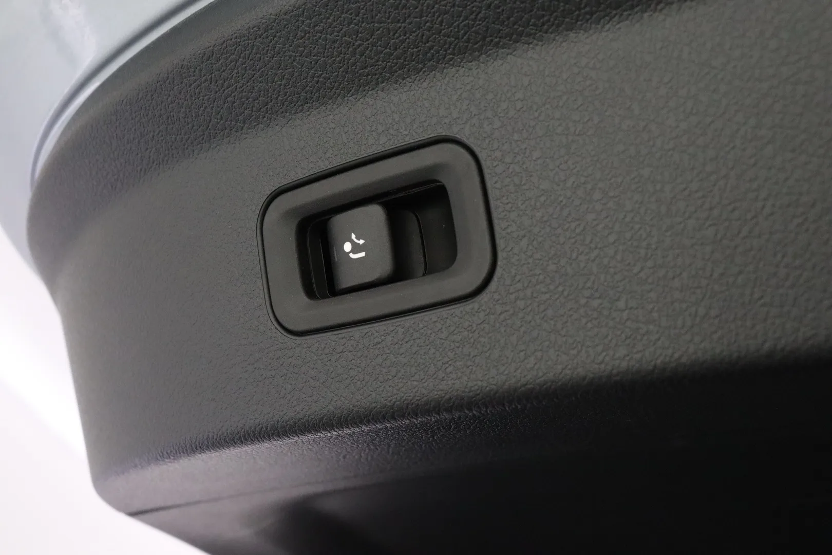 Mercedes-Benz GLE GRK-234 carousel image