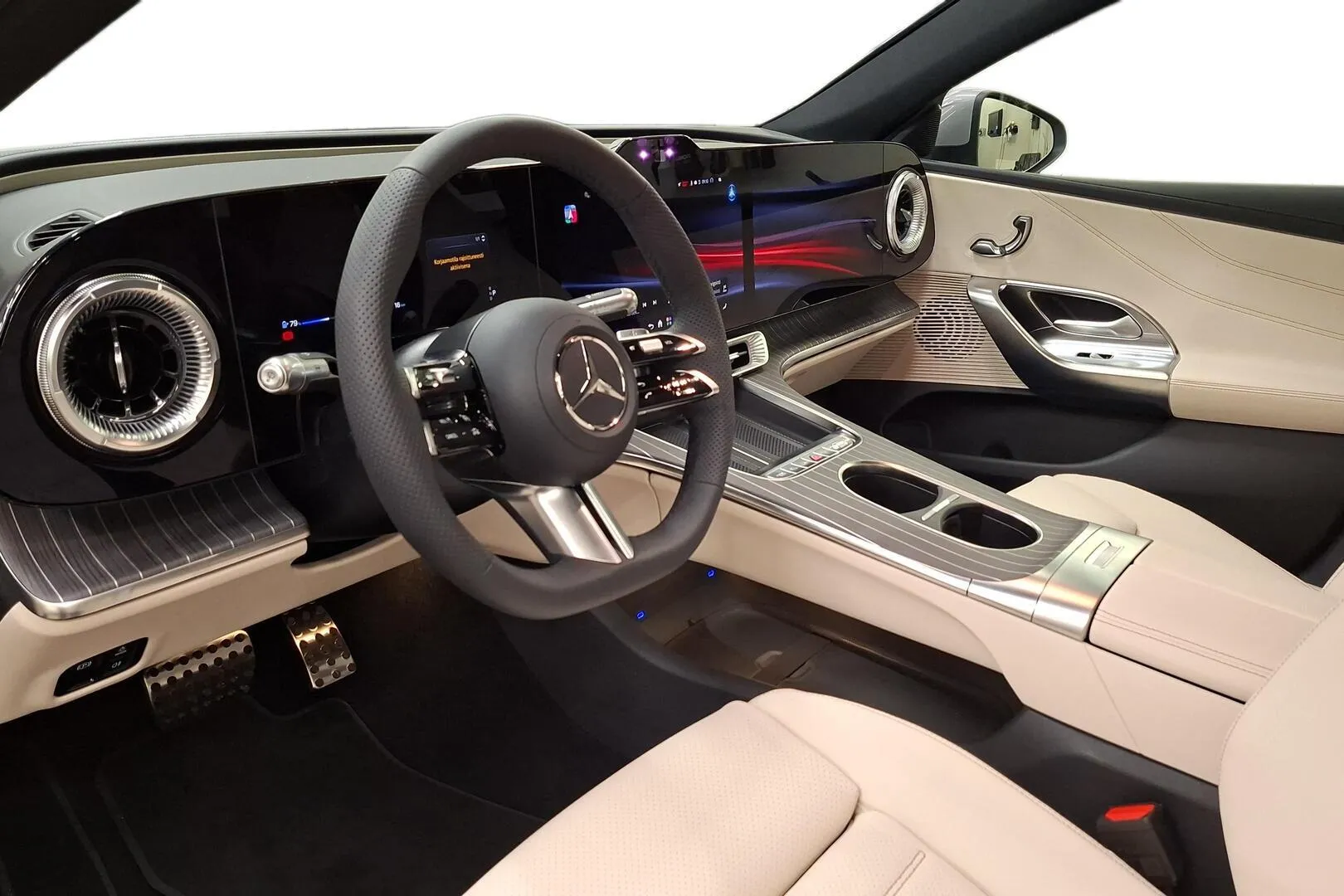 Mercedes-Benz C LTV-515 carousel image