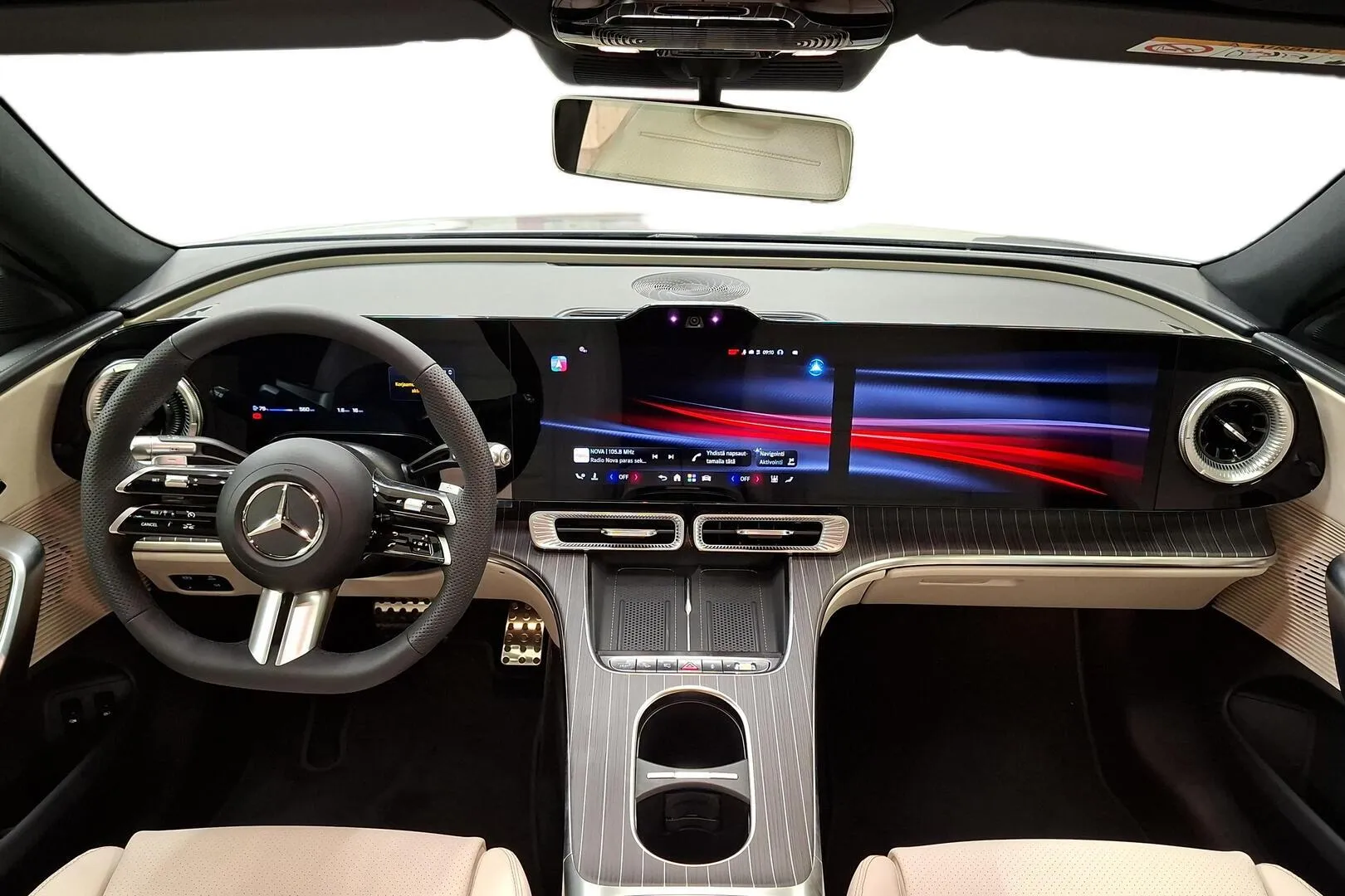 Mercedes-Benz C LTV-515 carousel image
