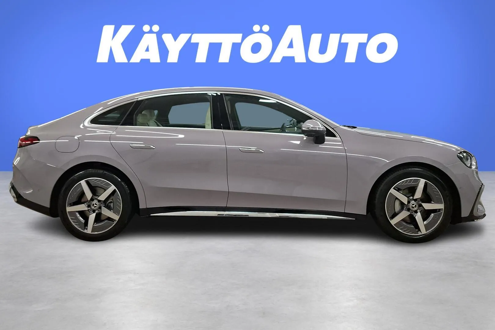 Mercedes-Benz C LTV-515 carousel image