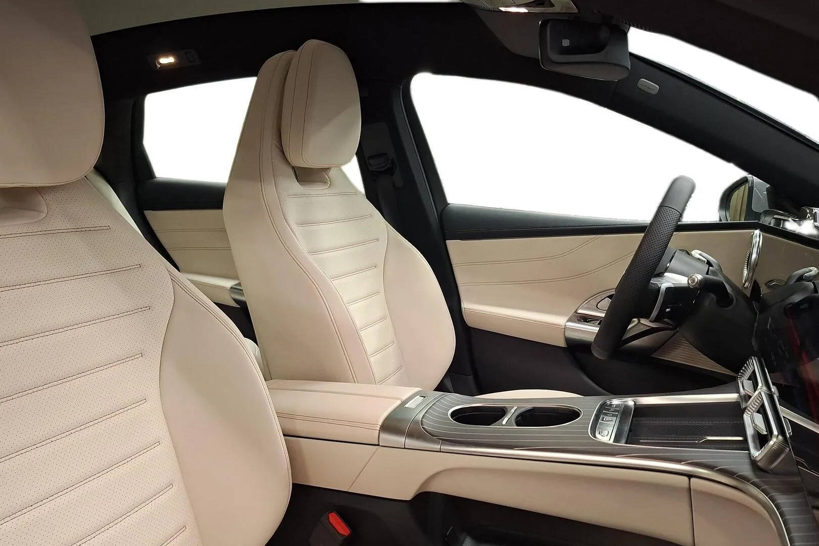 Mercedes-Benz C LTV-515 carousel image