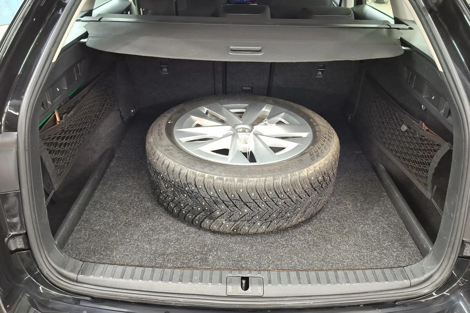 Skoda Octavia NNK-607 carousel image