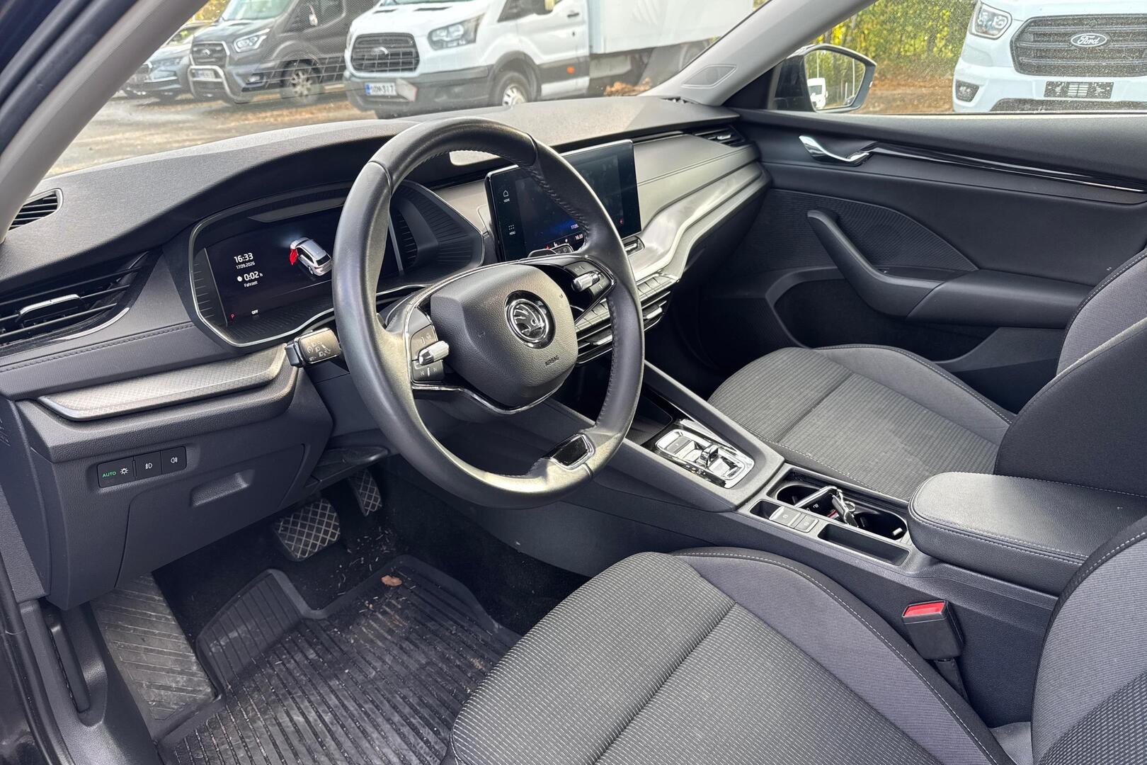 Skoda Octavia 2024, kuva 4/5