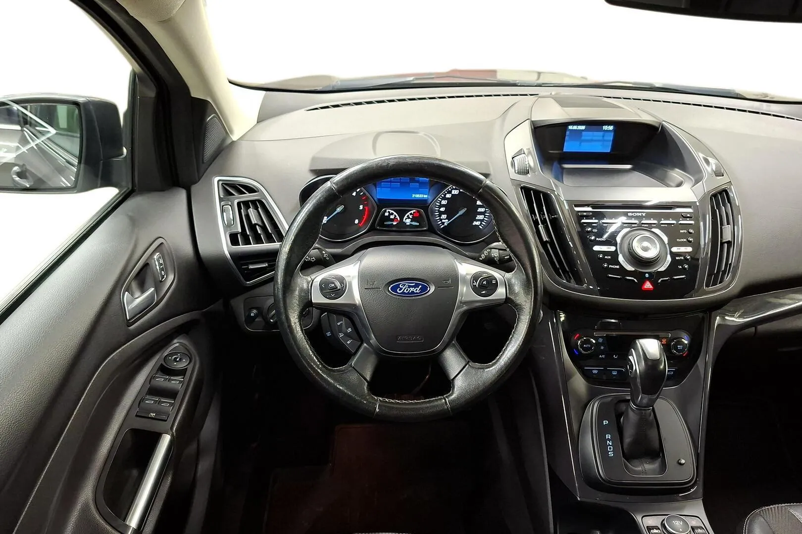 Ford Kuga KMO-430 carousel image