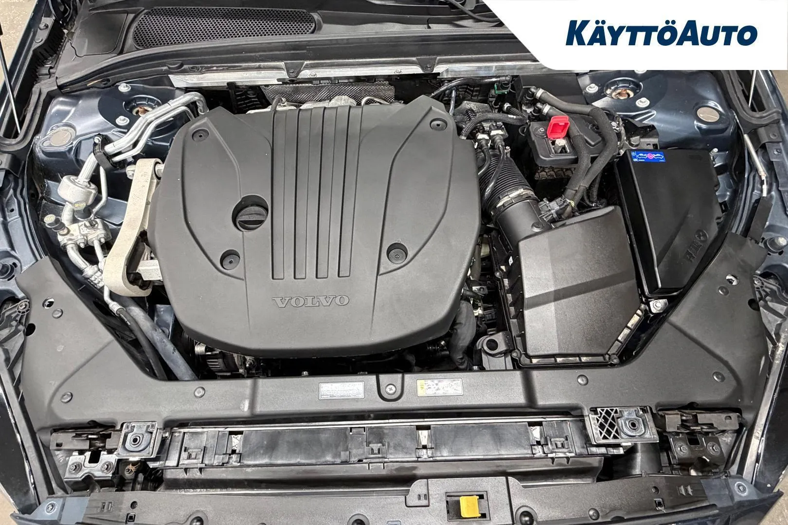 Volvo V60 FOY-443 carousel image