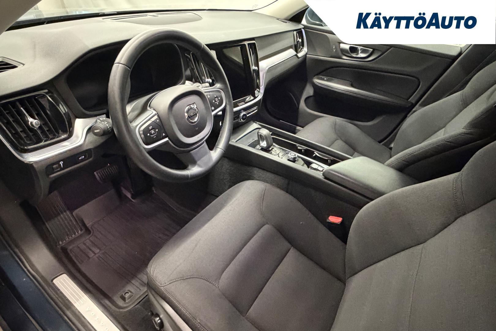 Volvo V60 2022, kuva 7/26