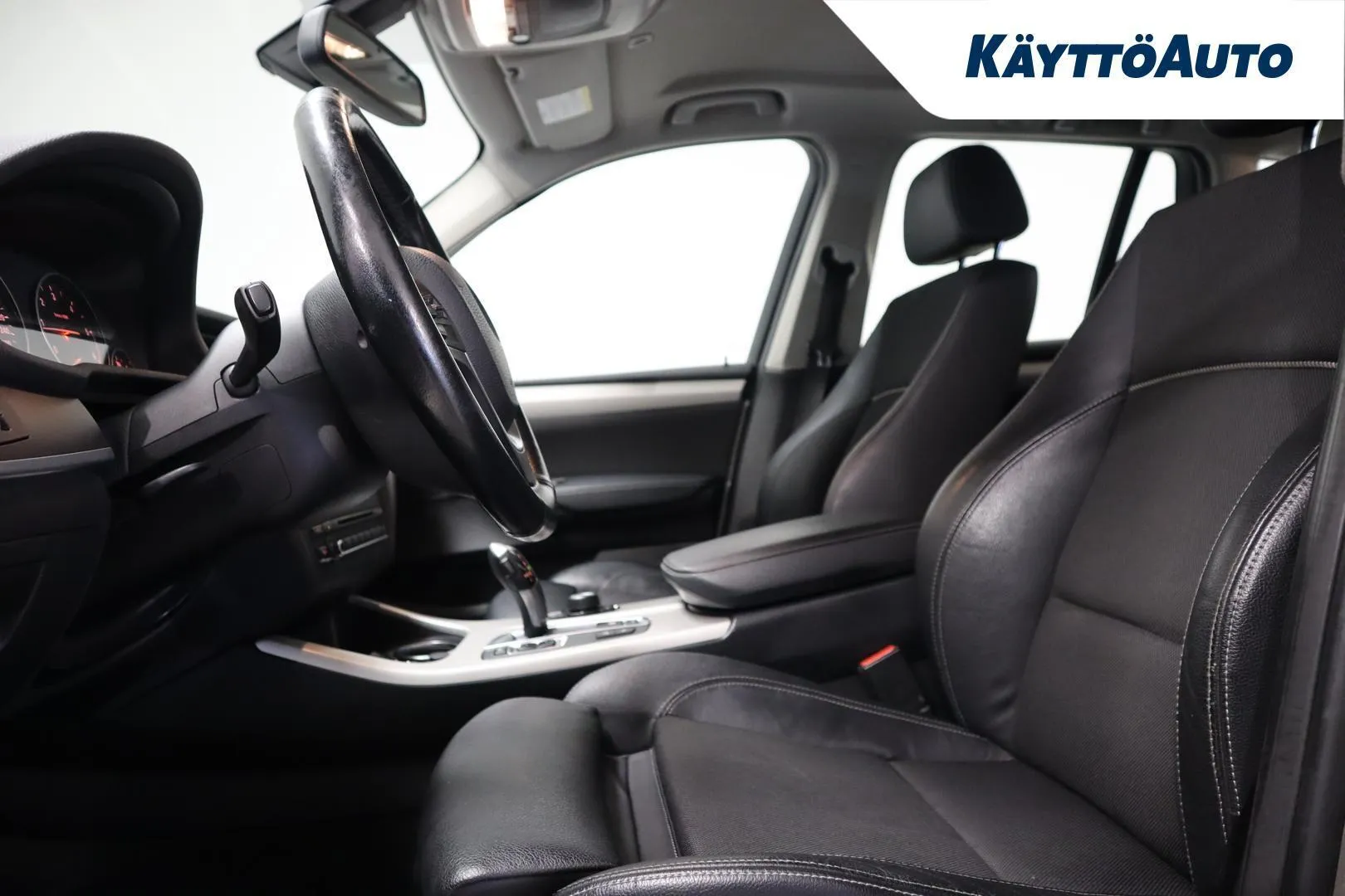 BMW X3 CLV-662 carousel image