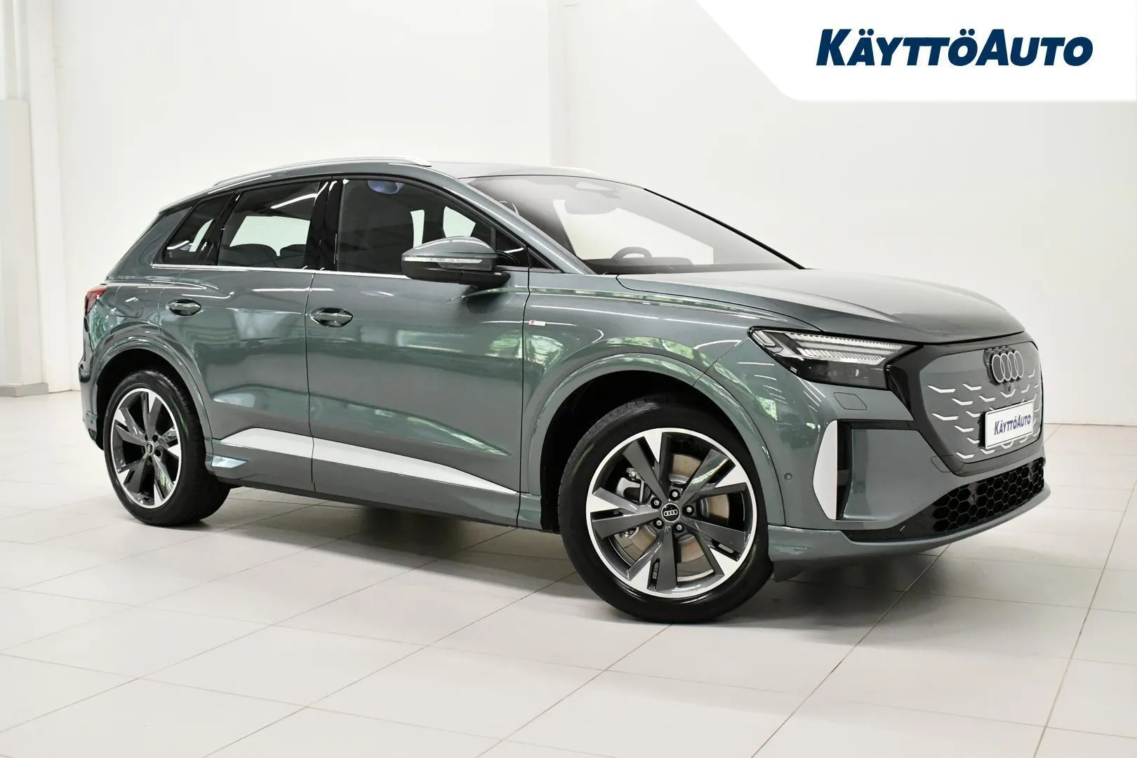 Audi Q4 e-tron LTT-739 carousel image
