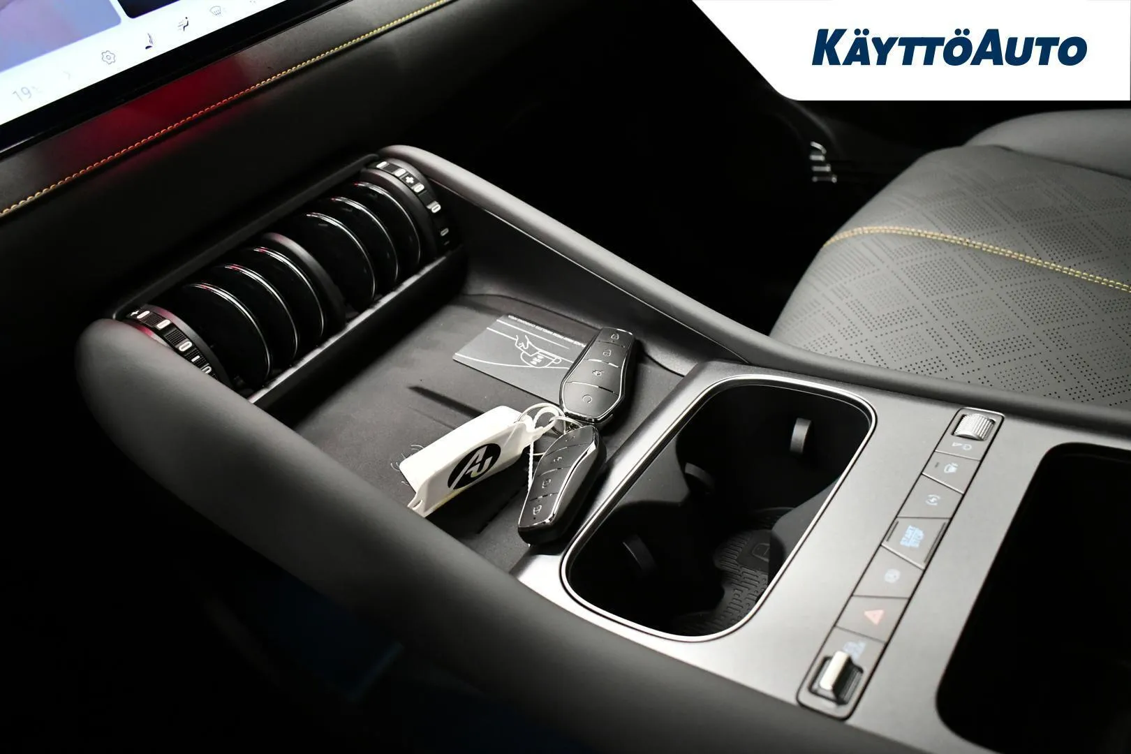 BYD Atto 3 GRO-424 carousel image
