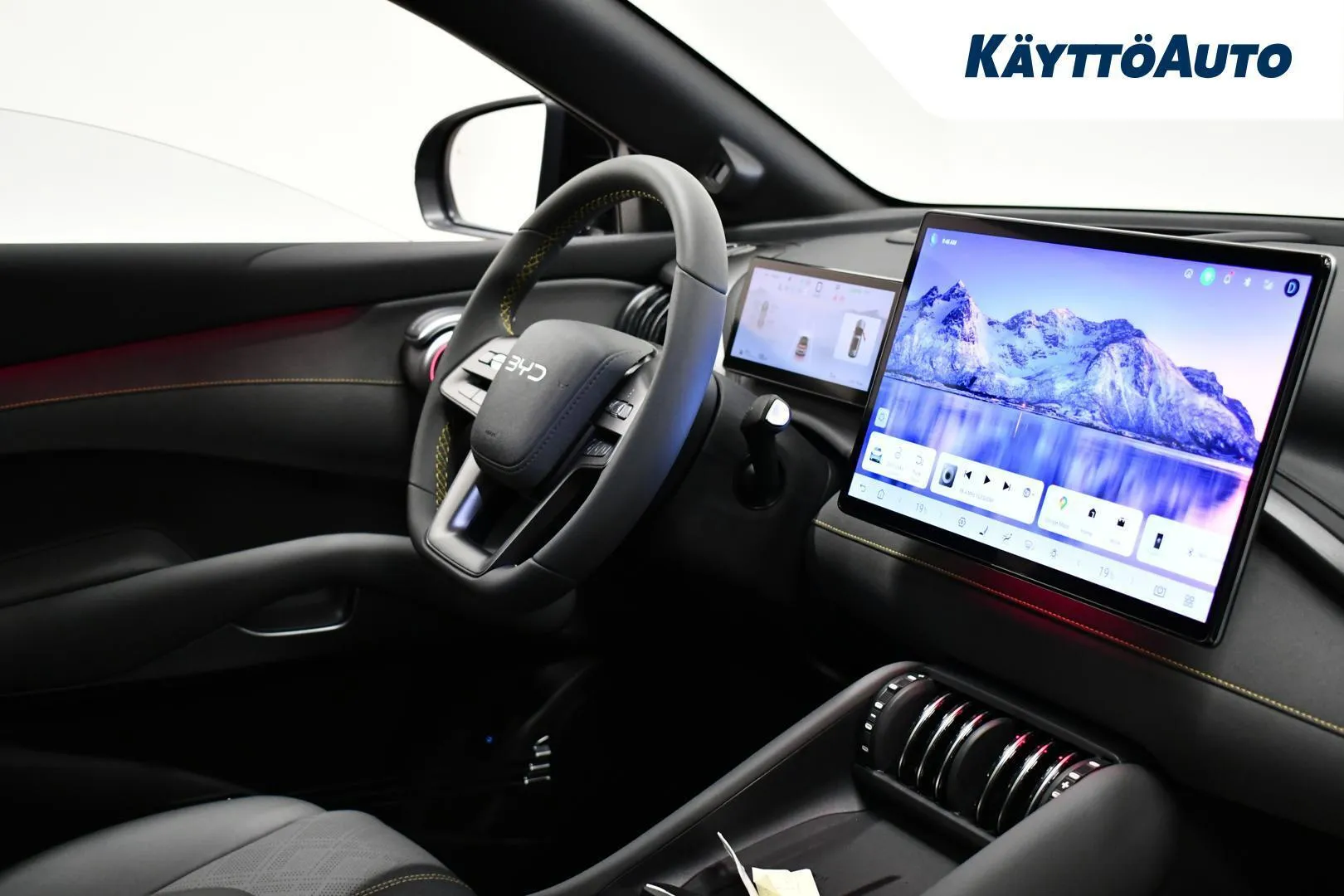 BYD Atto 3 GRO-424 carousel image