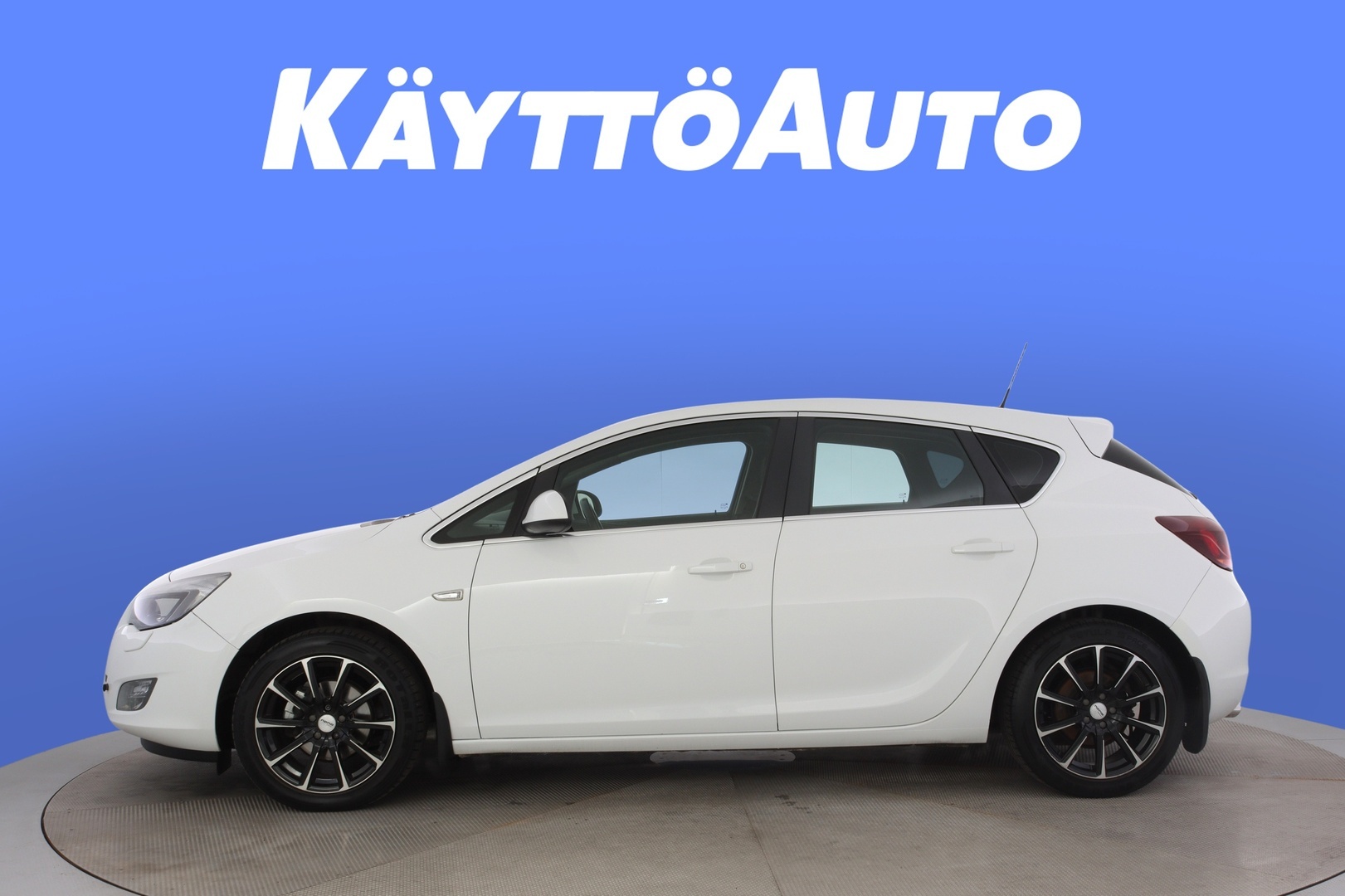 Opel Astra 2011, photo 2/30