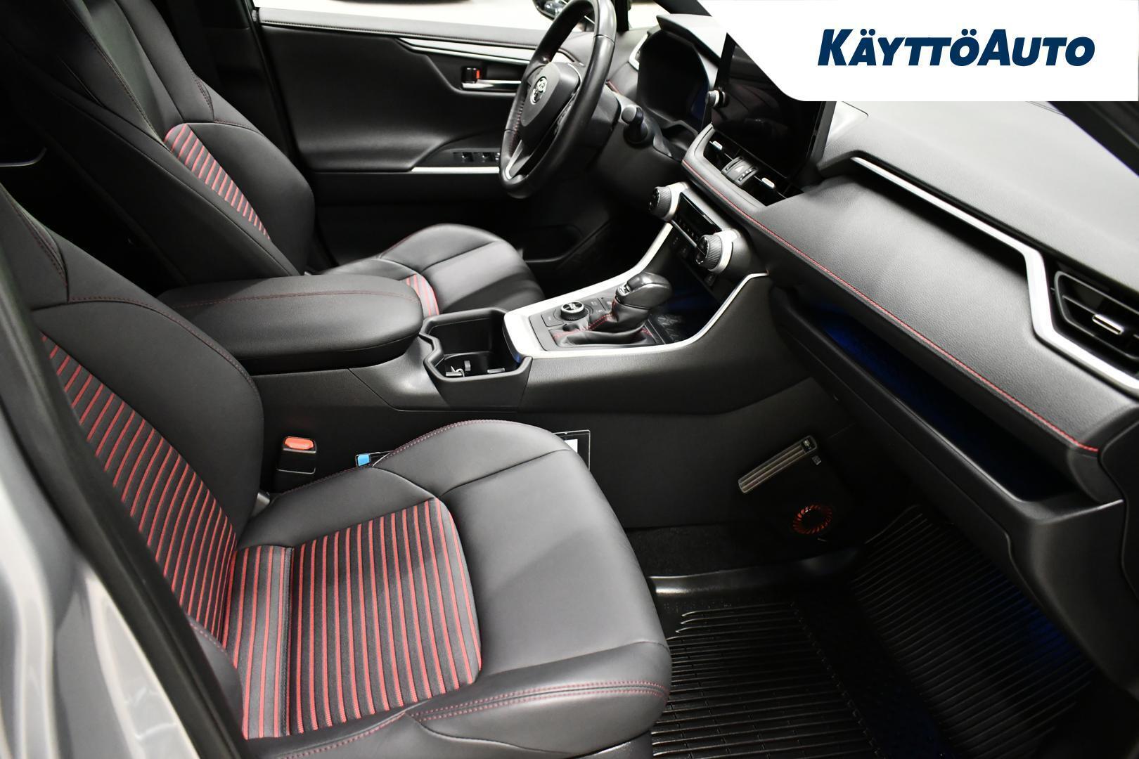 Toyota RAV4 Plug-In Hybrid 2,5 AWD 306Hv 2023, kuva 7/22