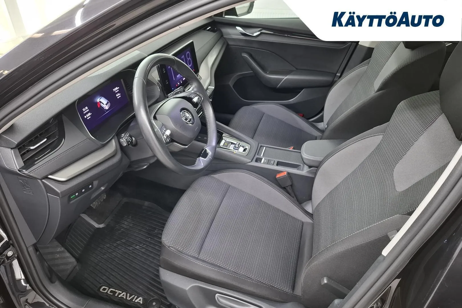 Skoda Octavia SPT-816 carousel image