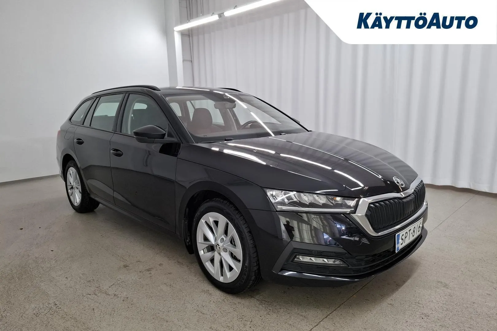 Skoda Octavia SPT-816 carousel image