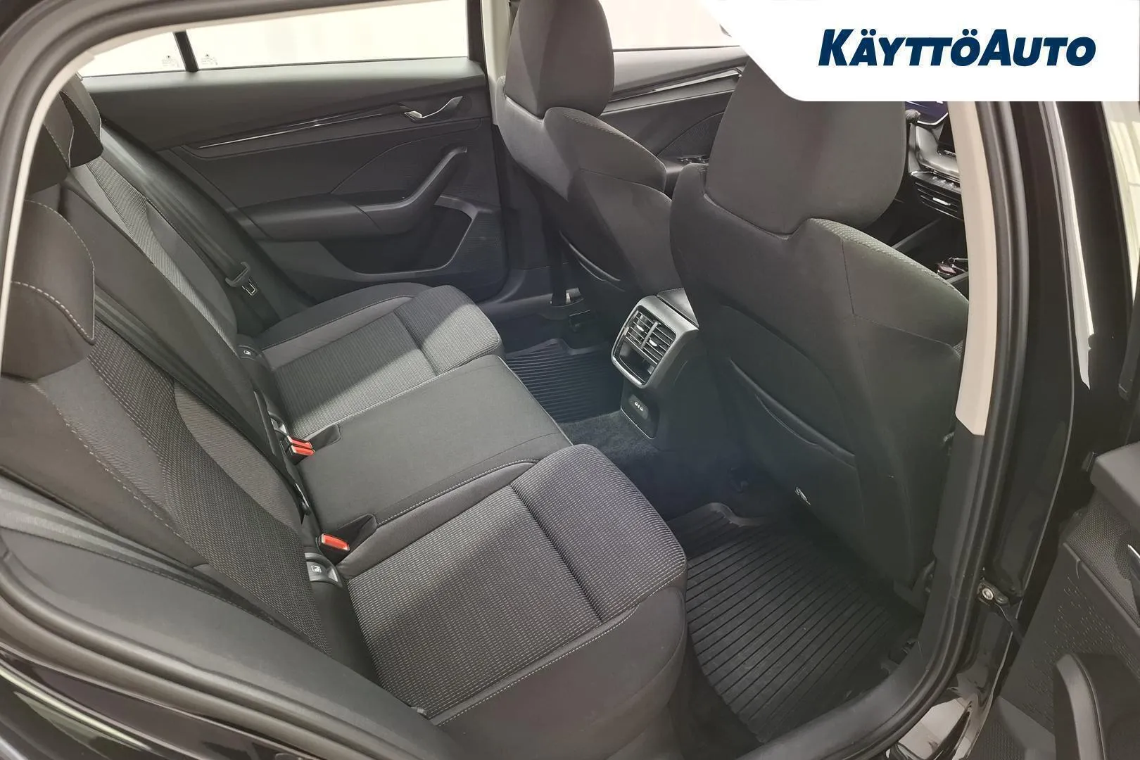 Skoda Octavia SPT-816 carousel image